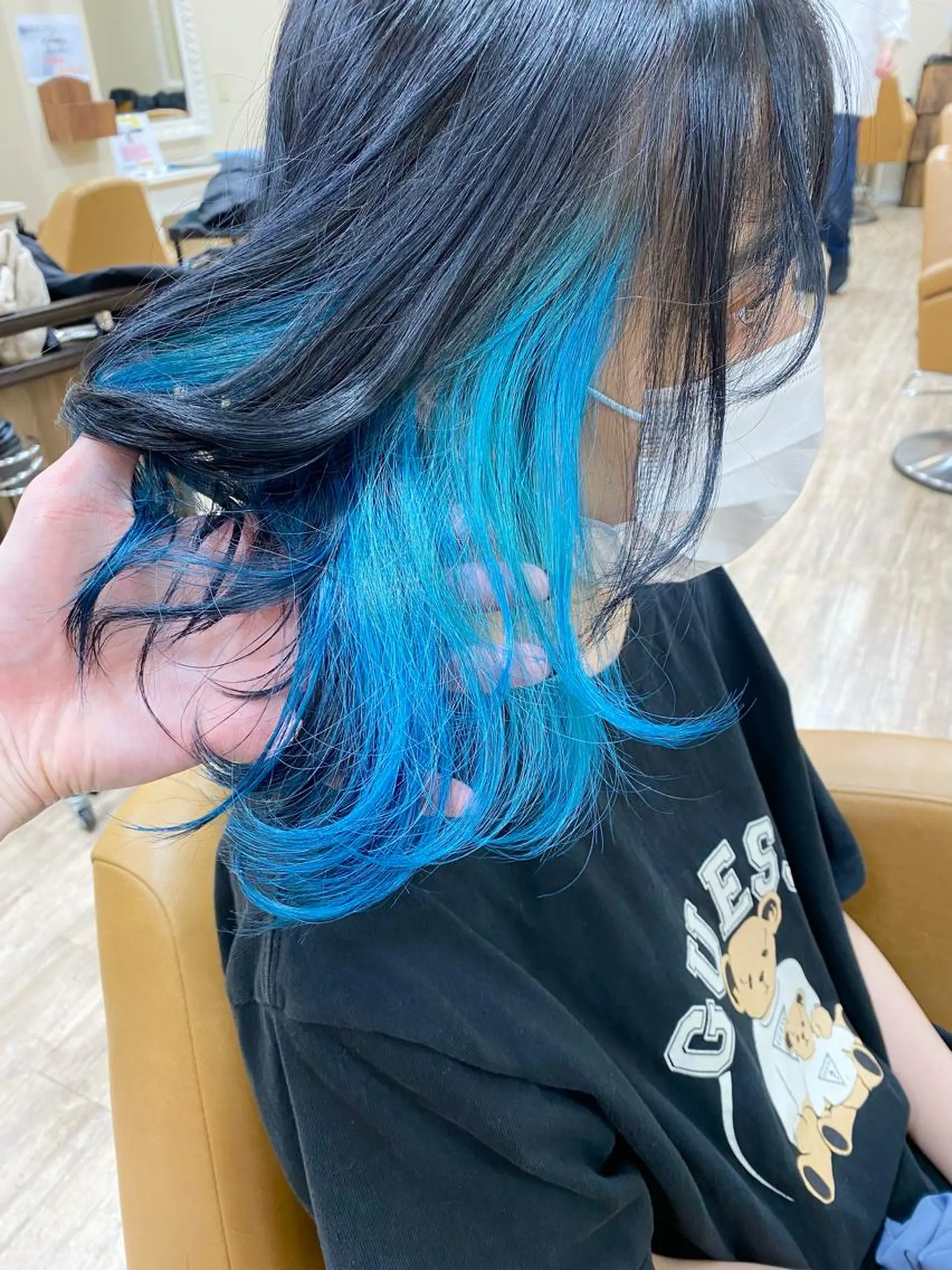 カラー SALOWIN栄 高須大貴のヘアスタイル