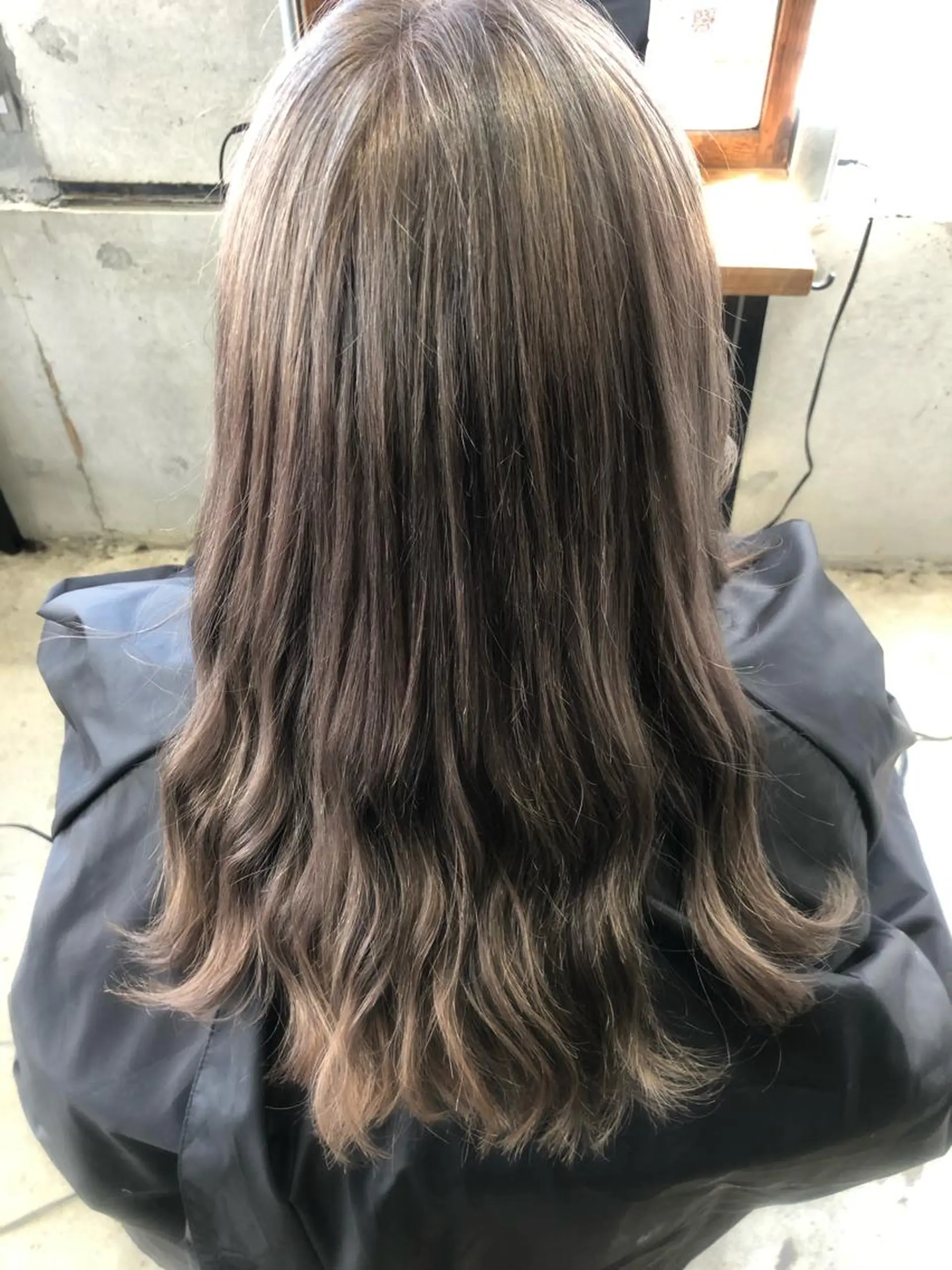 ロング カラー 佐藤 宏紀のヘアスタイル