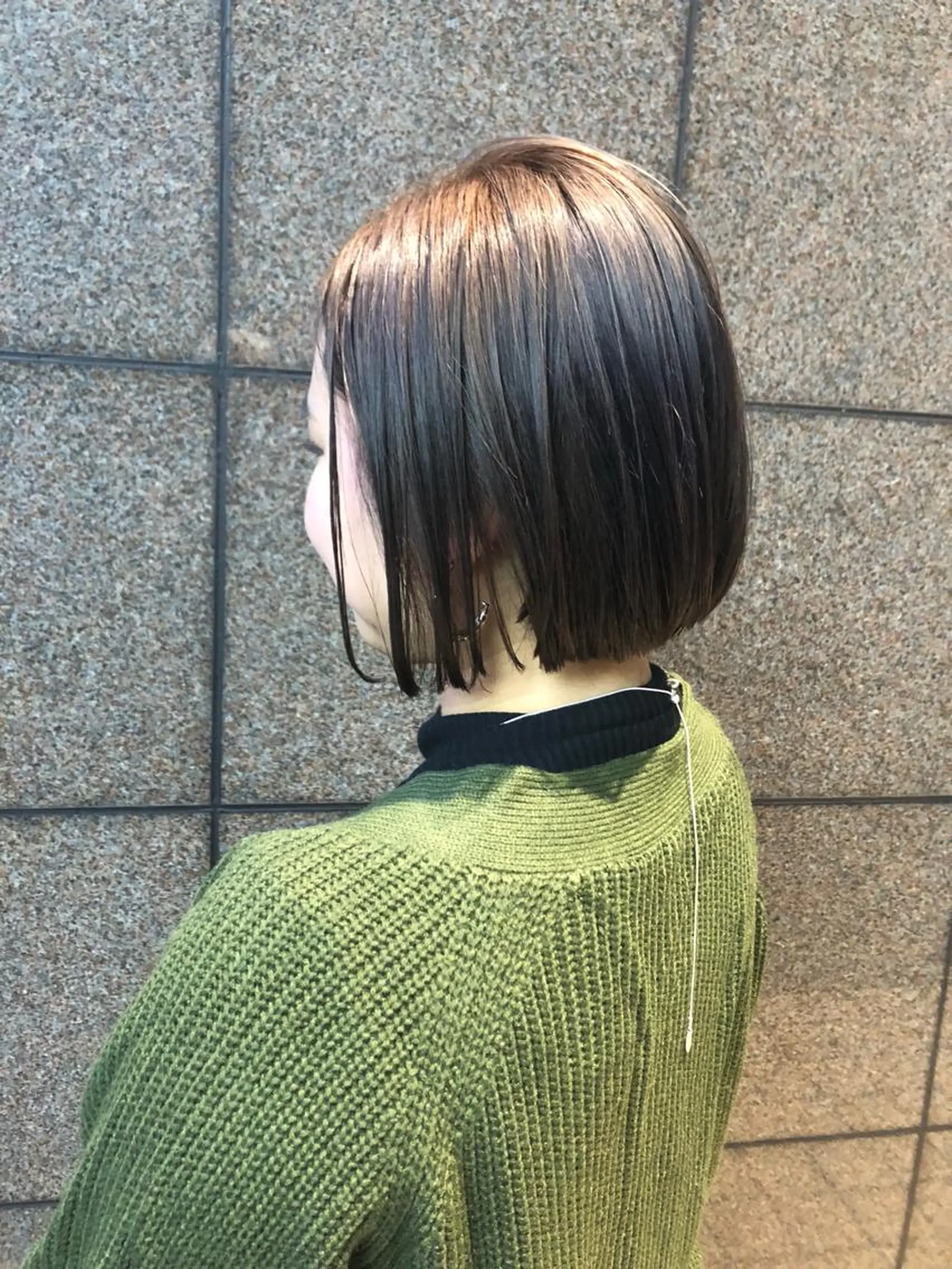 ショート カラー ブリーチ ケアブリーチ グレージュ Pia ツボイ ケイタのヘアスタイル