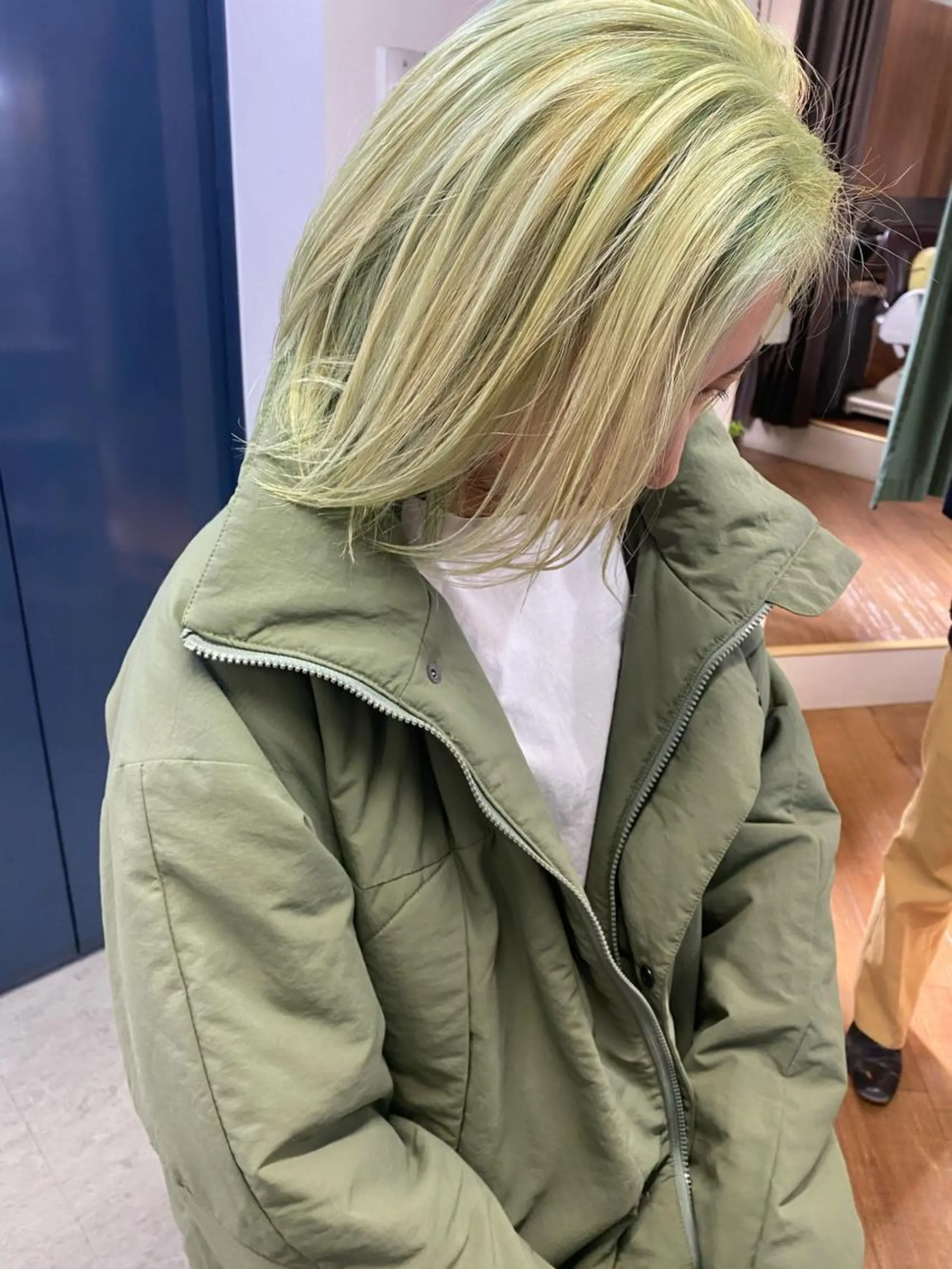 ミディアム 西尾 隆介のヘアスタイル