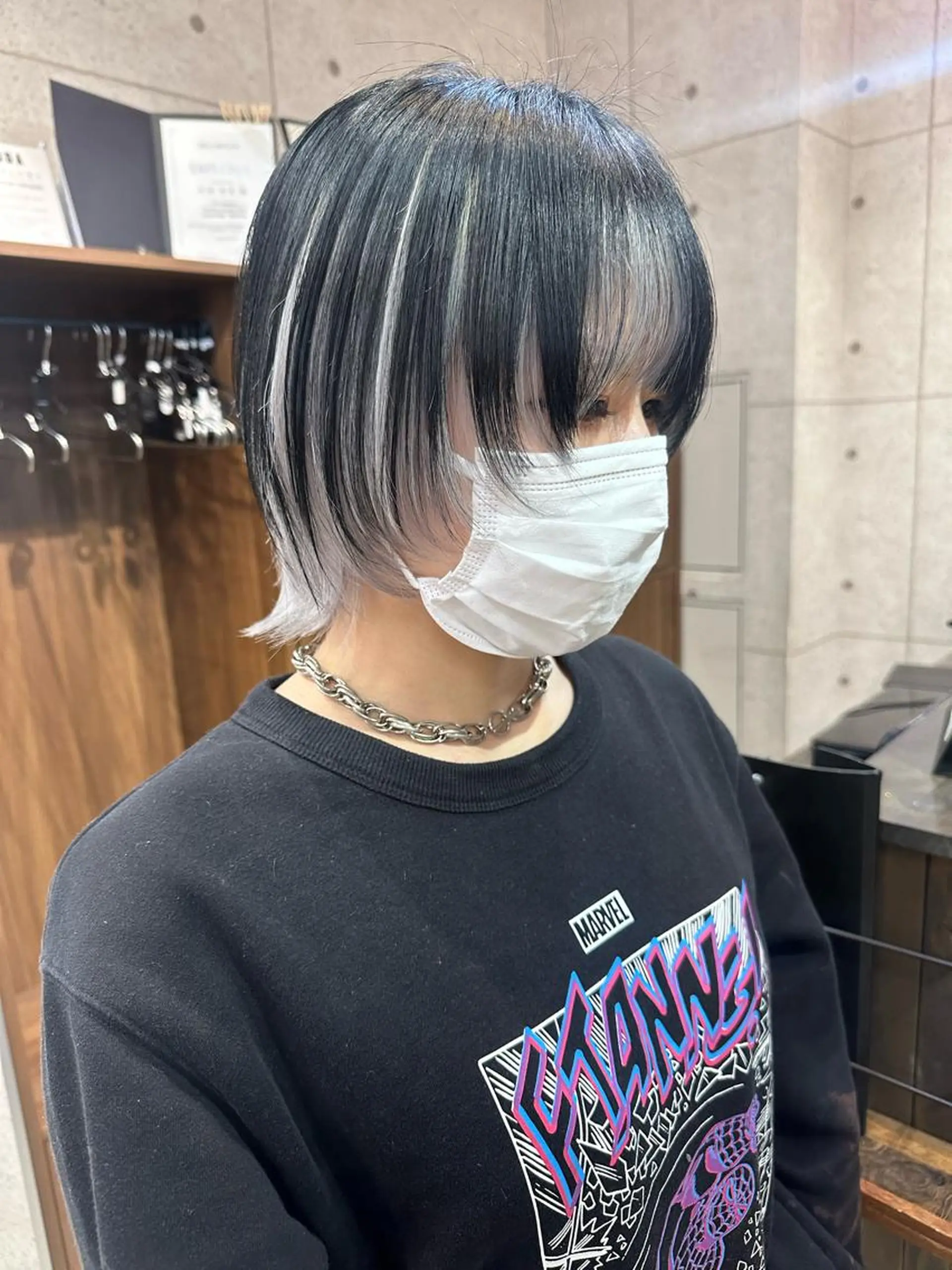 ショート カラー ショートヘア ウルフカット 遠藤沙也加 /レイヤーカットのヘアスタイル