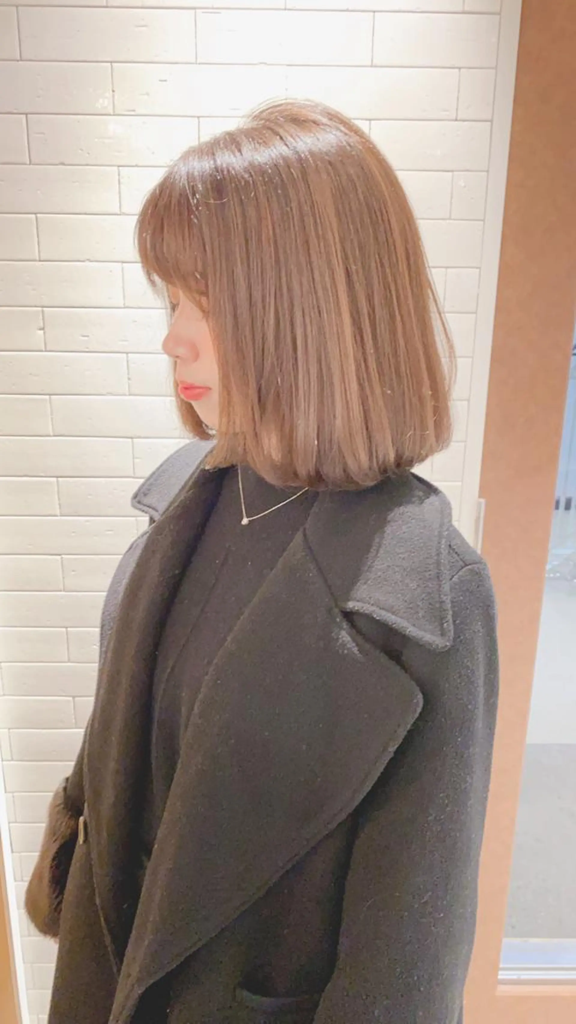 ミディアム ショートボブ ボブ ハイライト 外ハネヘア メンズツイスパ ショートフクヤマシンのヘアスタイル