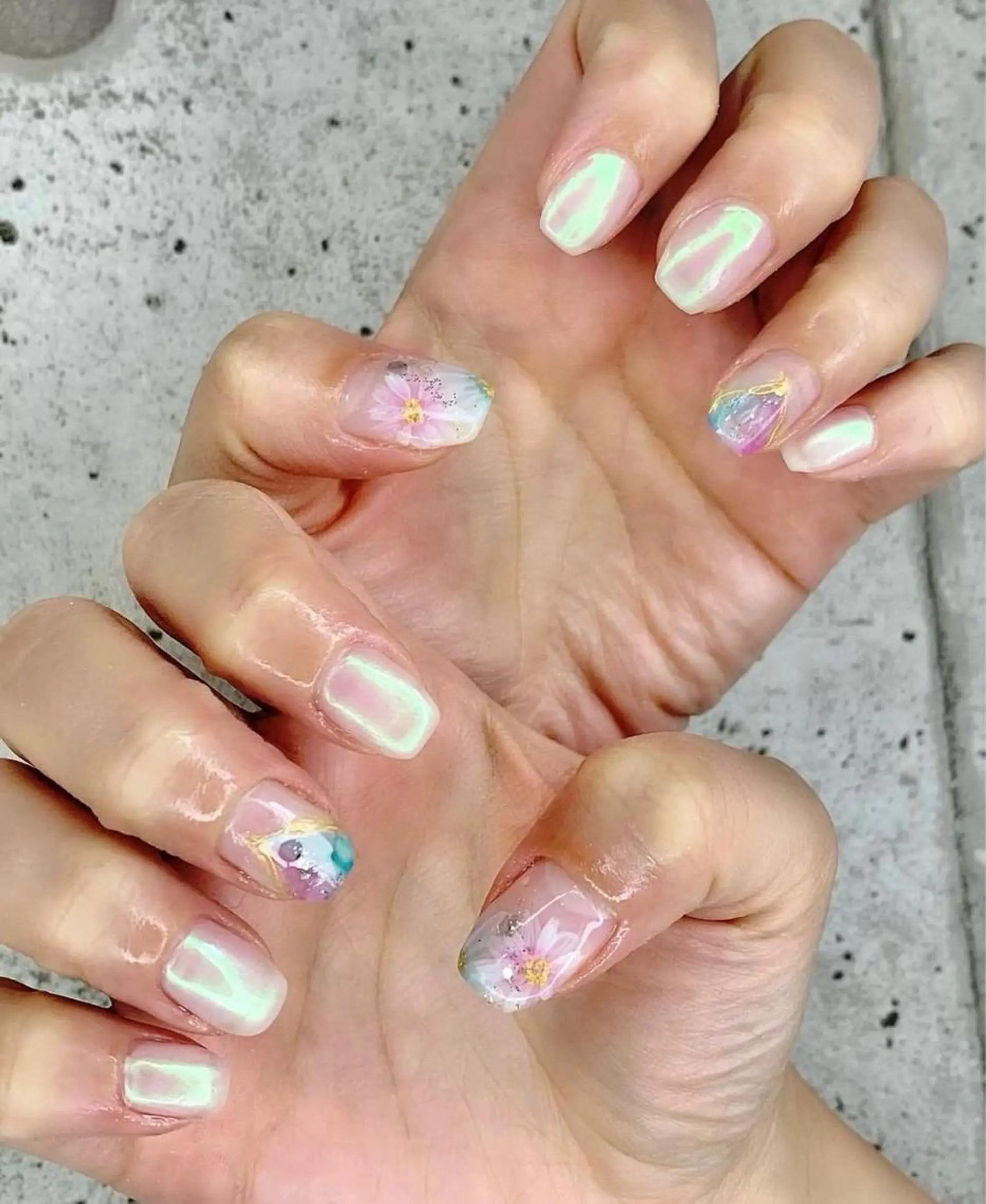 ショート カラー パーマ ヘアアレンジ メンズ キッズ ネイル マツエク・マツパ アイブロウ メンズ韓国風 透明感カラー 韓国風マツエク 韓国風ヘア オーロラネイル ハンドネイル Salon Ｋのネイルデザイン