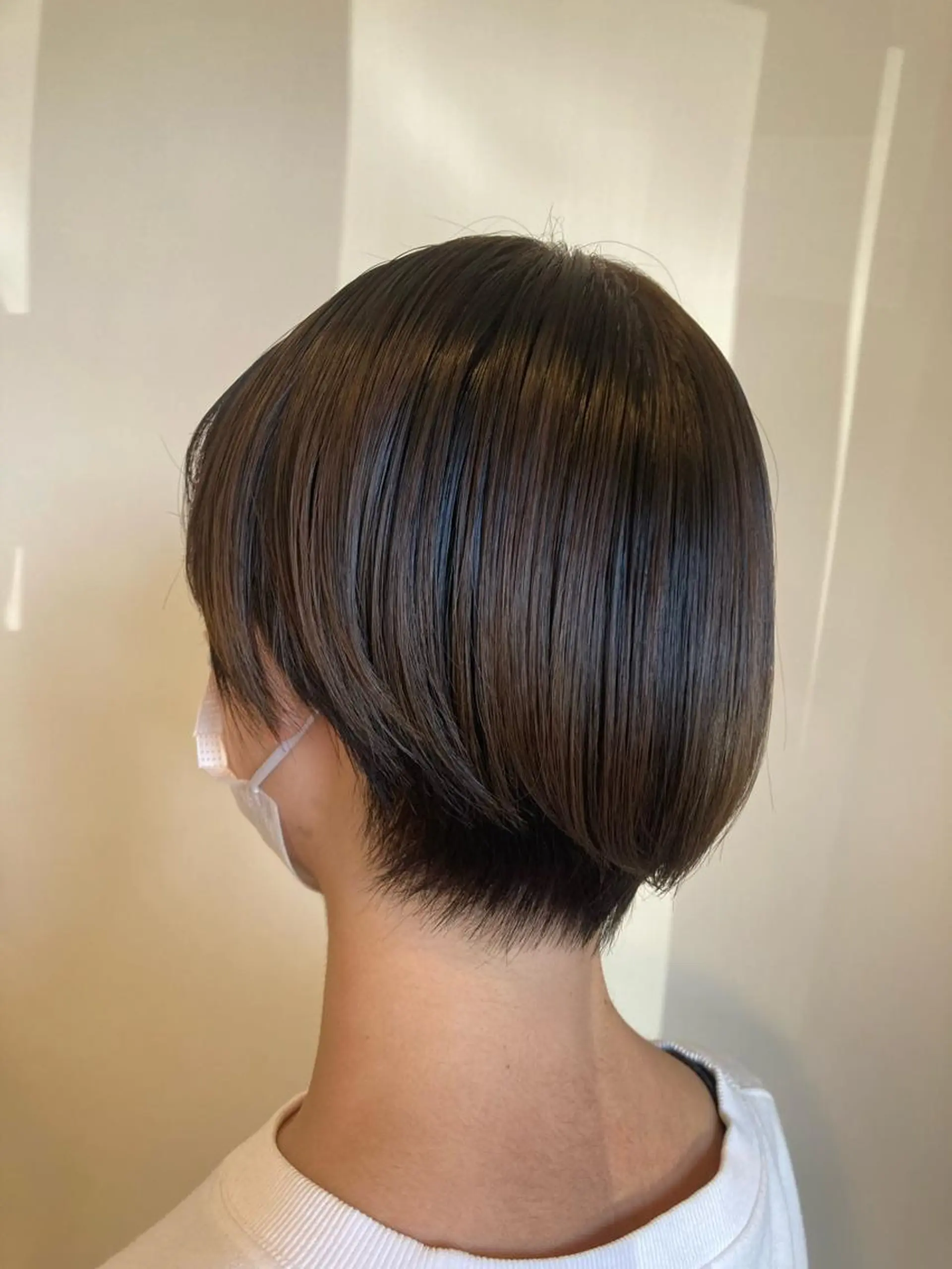 ショート カラー 小島 千夏のヘアスタイル