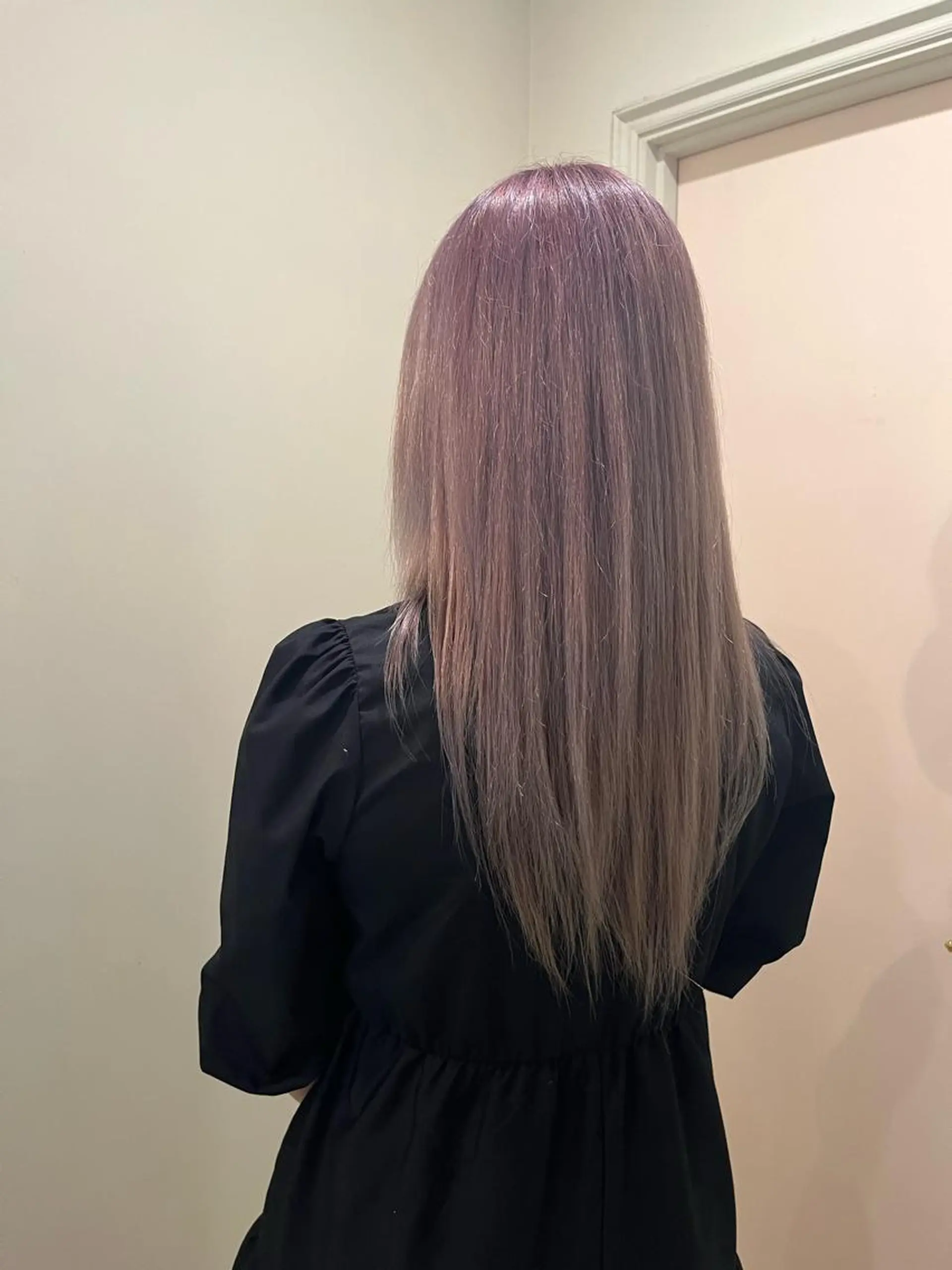 ロング カラー ラベンダーカラー 八重樫 夢愛のヘアスタイル