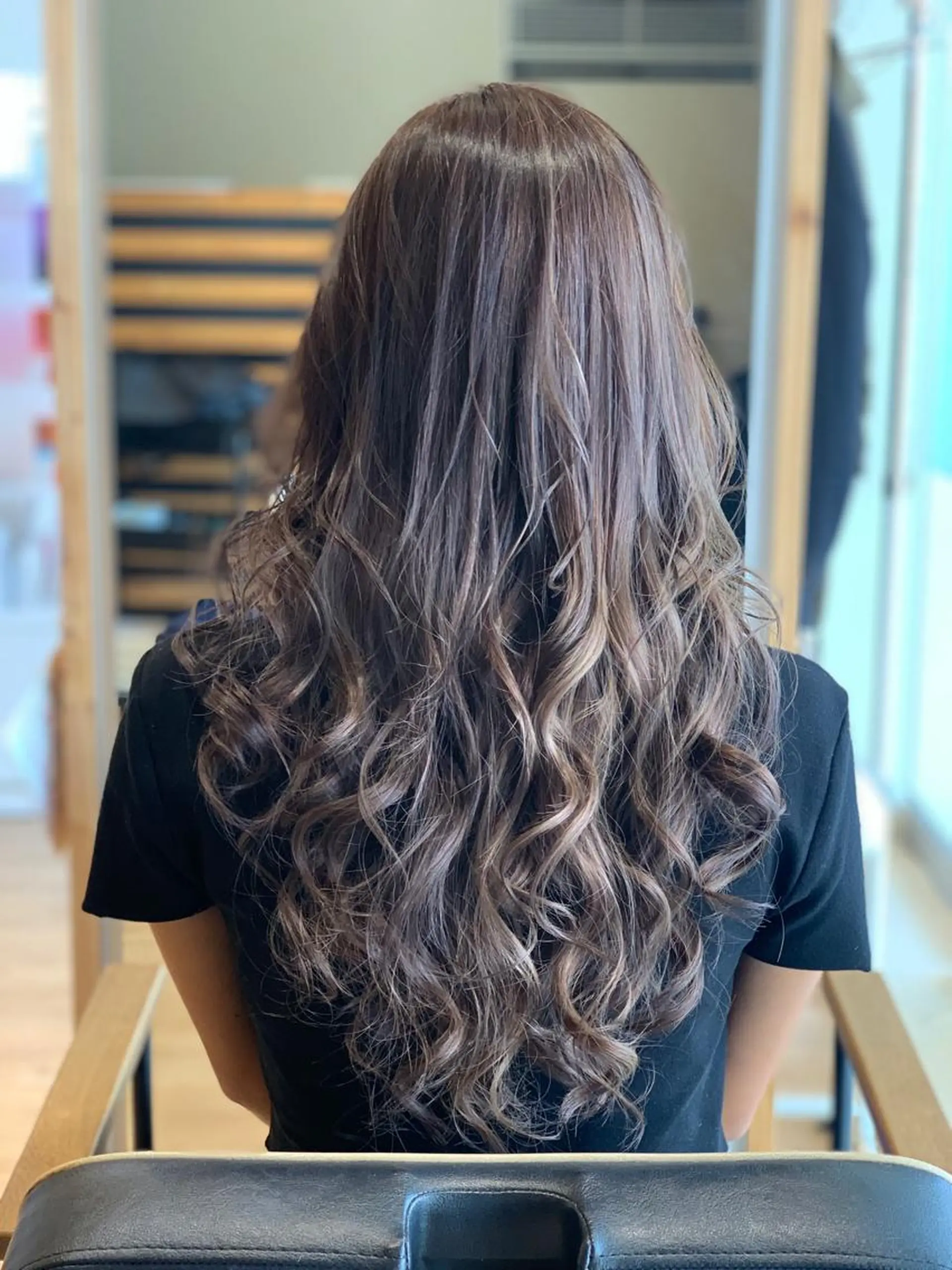 ロング カラー 関口 友行のヘアスタイル