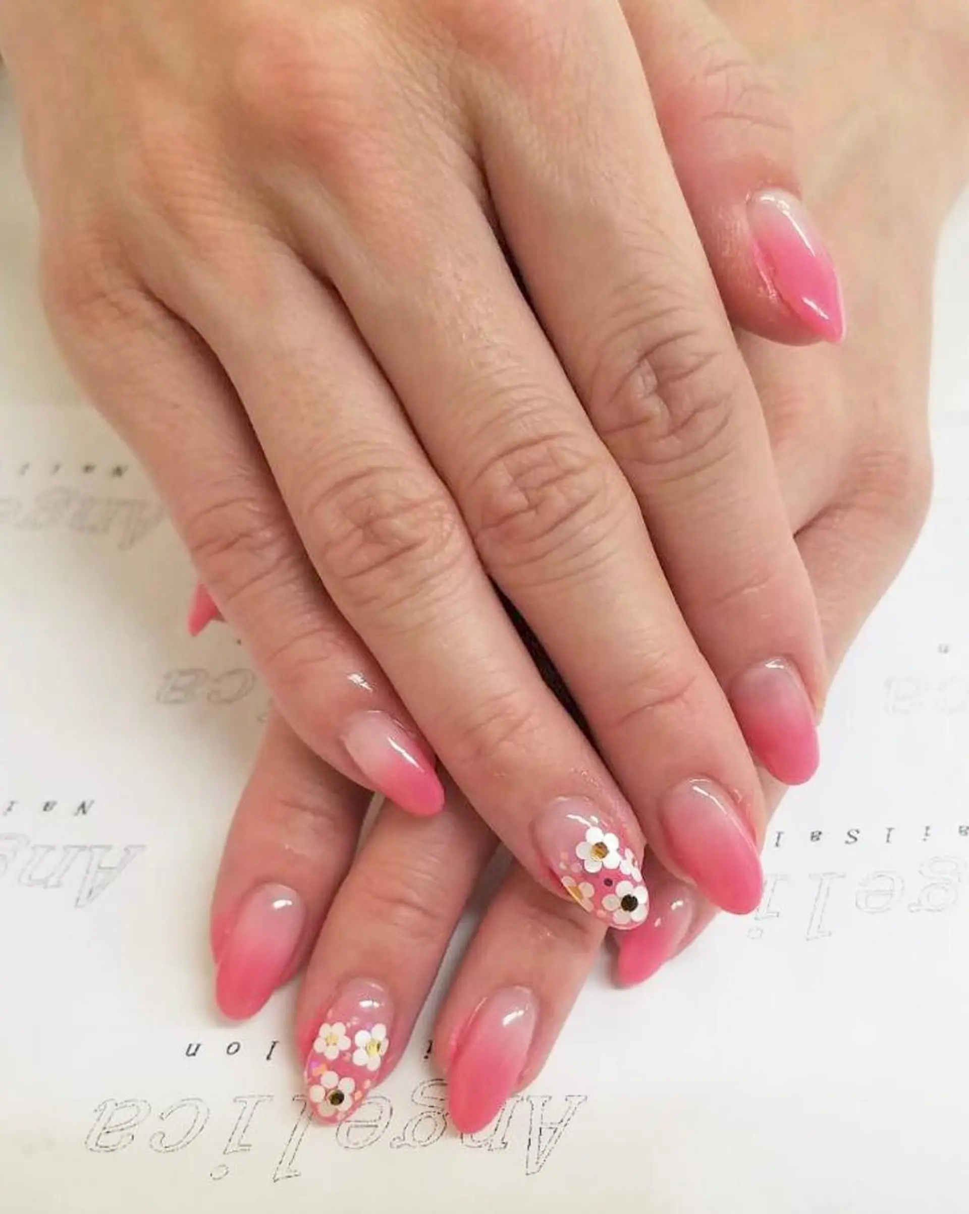 ネイル Angelica ネイリストのネイルデザイン