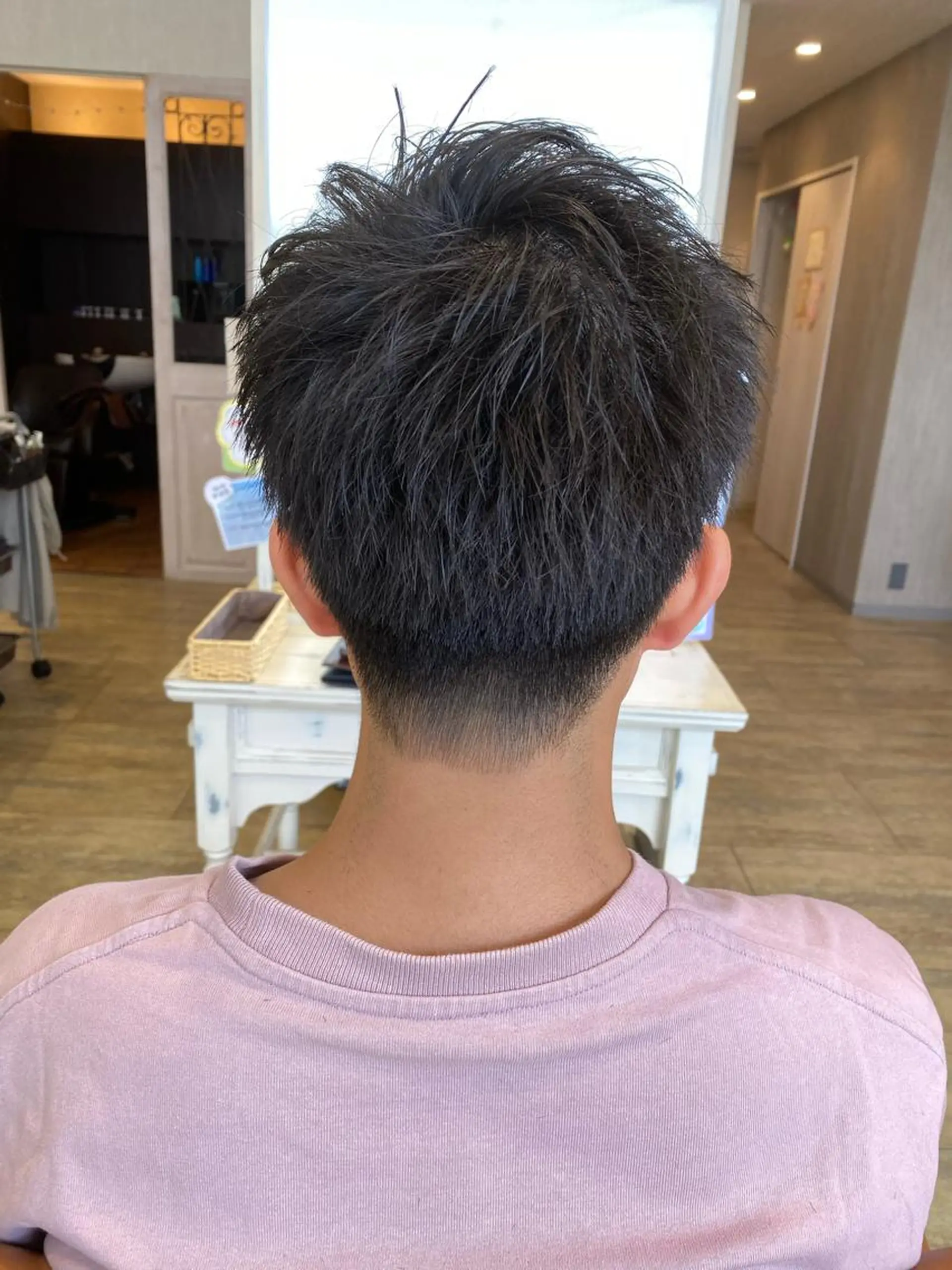 メンズ 大島 瑞穂　ビズヘアーのマツエク・マツパデザイン