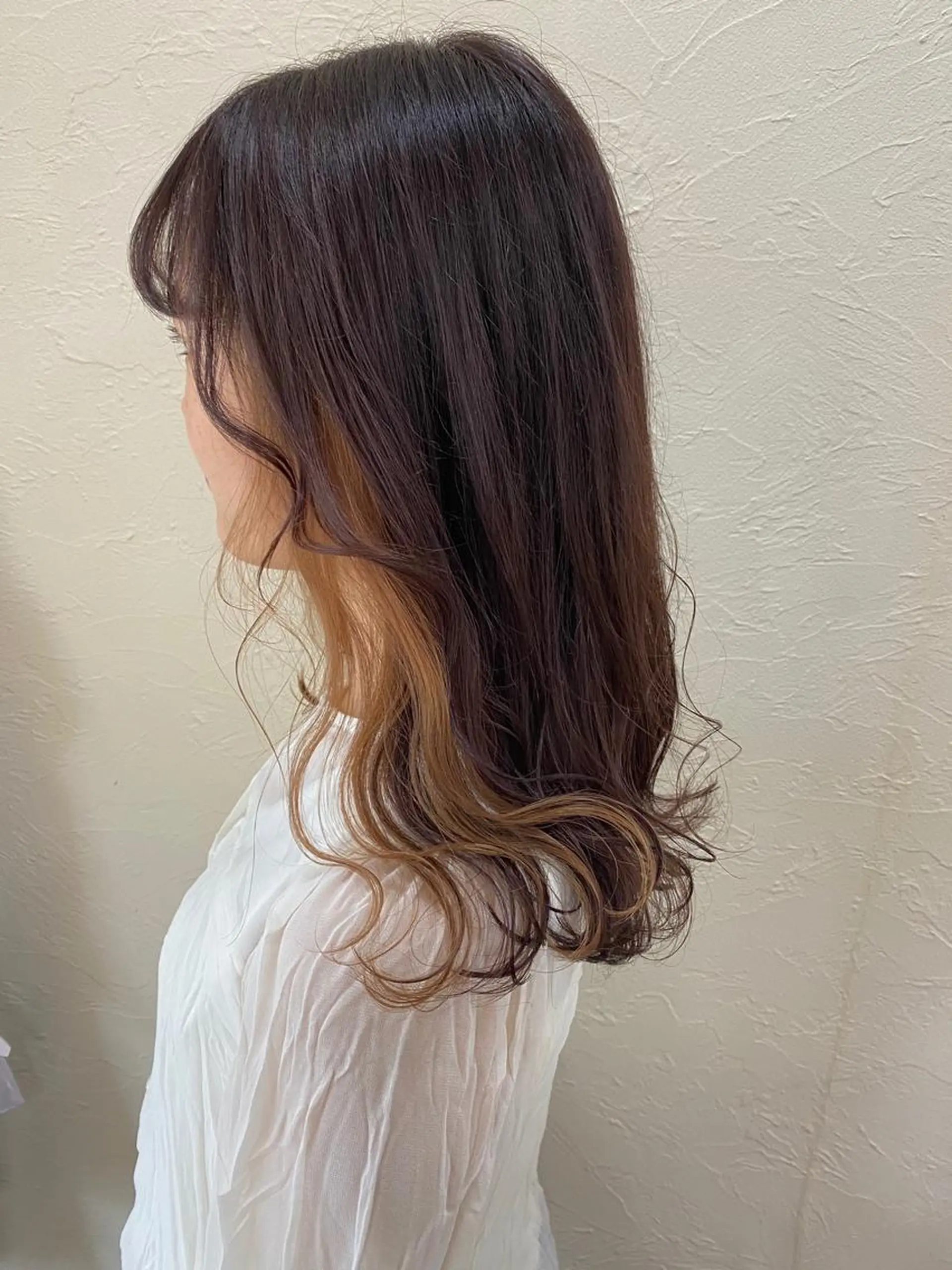 ロング カラー ベージュカラー インナーカラー ラベンダーカラー ラベンダーピンク ピンクカラー ヘアカラー トリートメント ENIF ヤマグチアツコのヘアスタイル