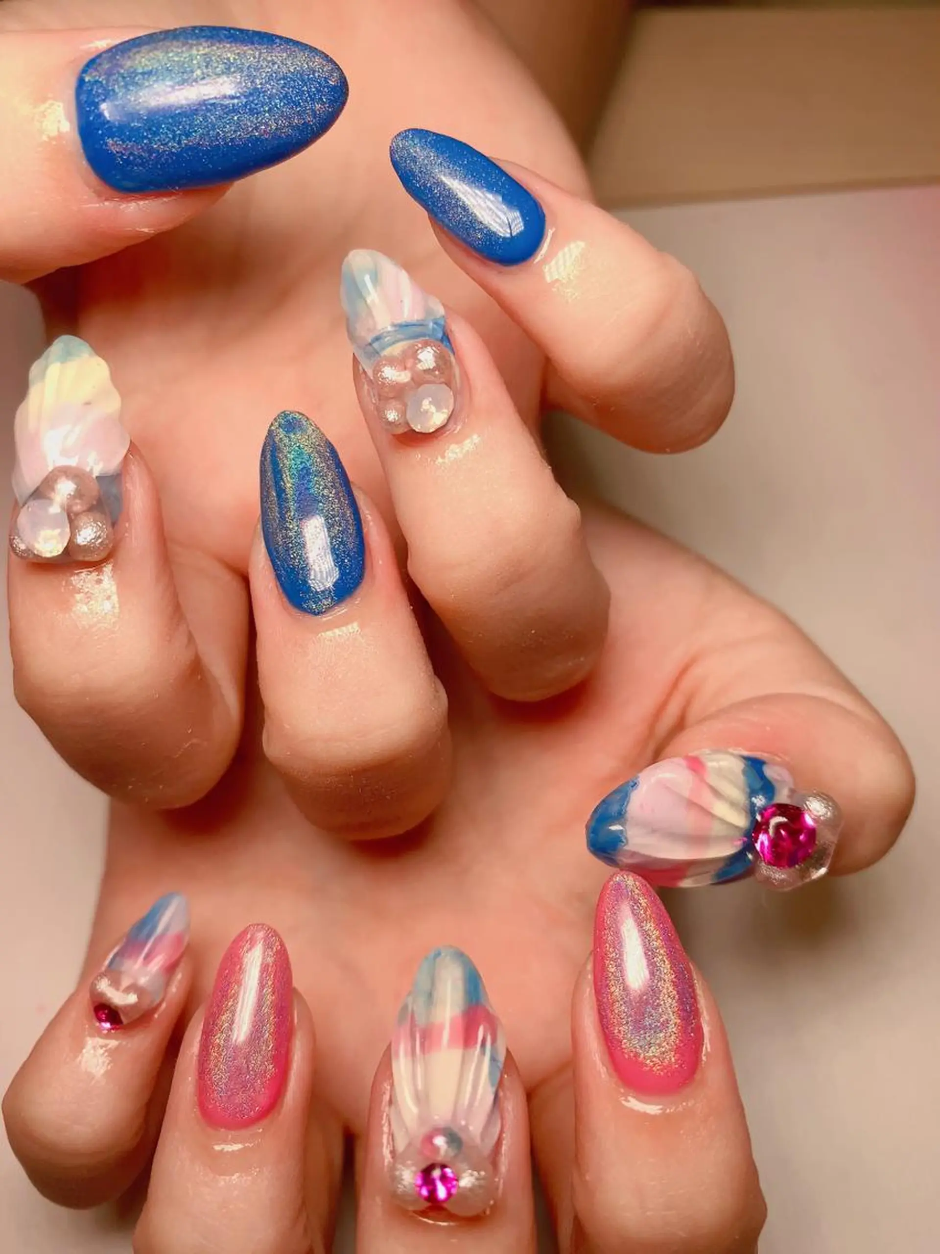 ネイル miu miuのネイルデザイン