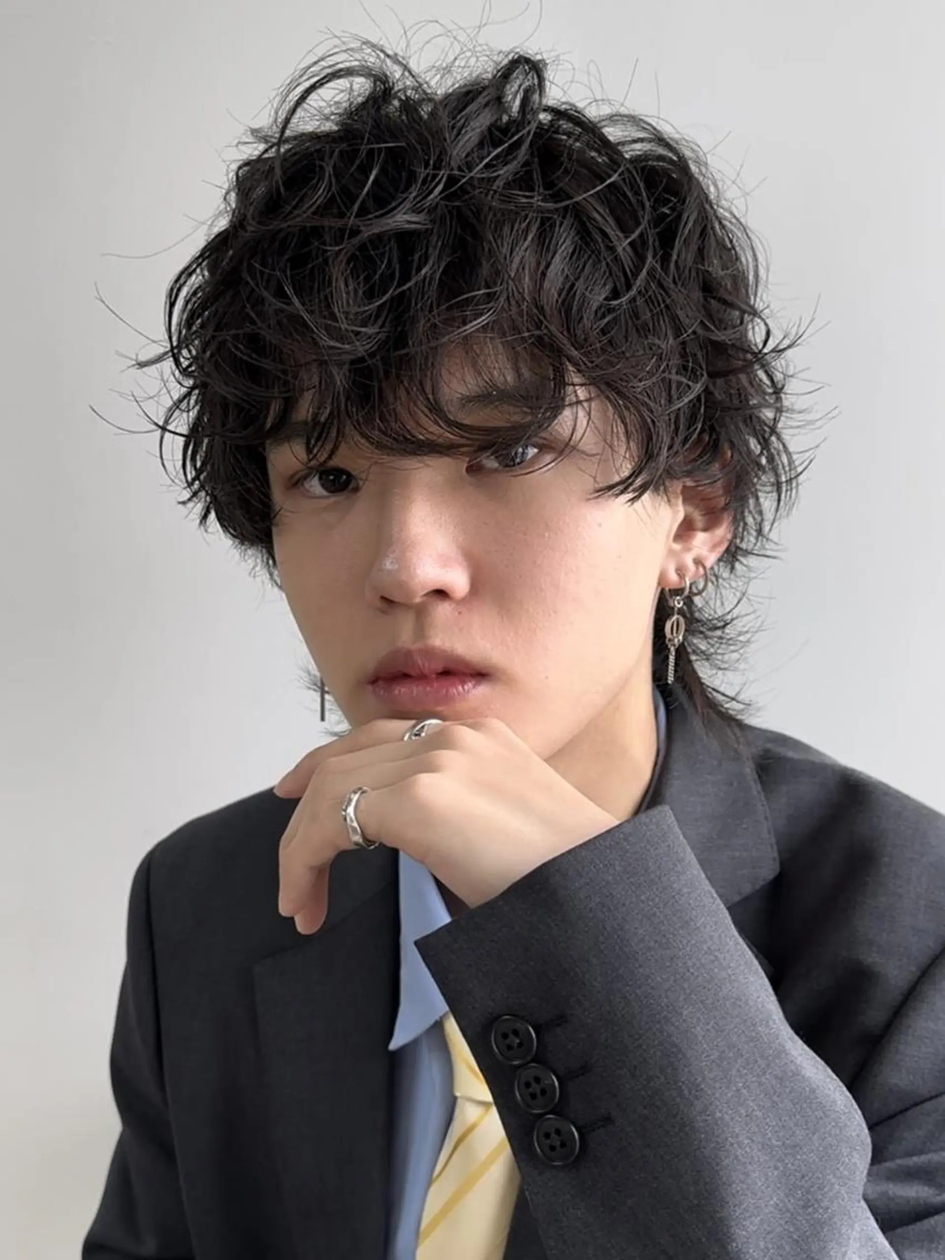 パーマ メンズ レイヤーカット/ 髪質改善/透カラーのヘアスタイル