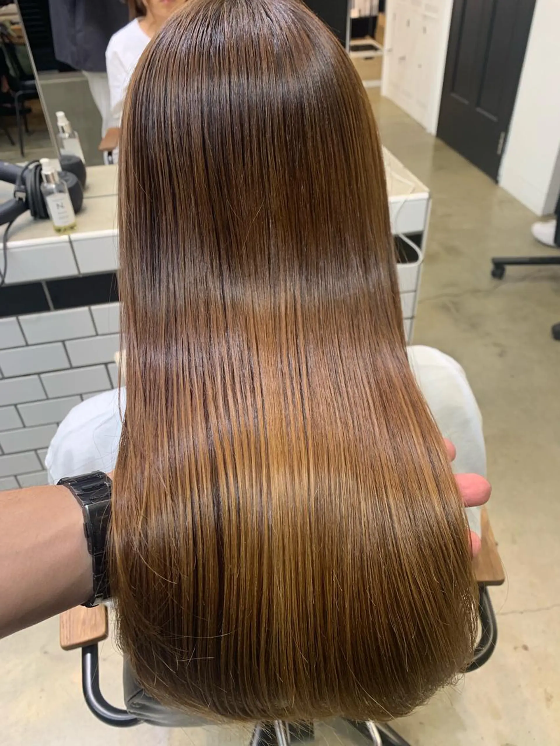 ロング カラー トリートメント トップ スタイリストのヘアスタイル