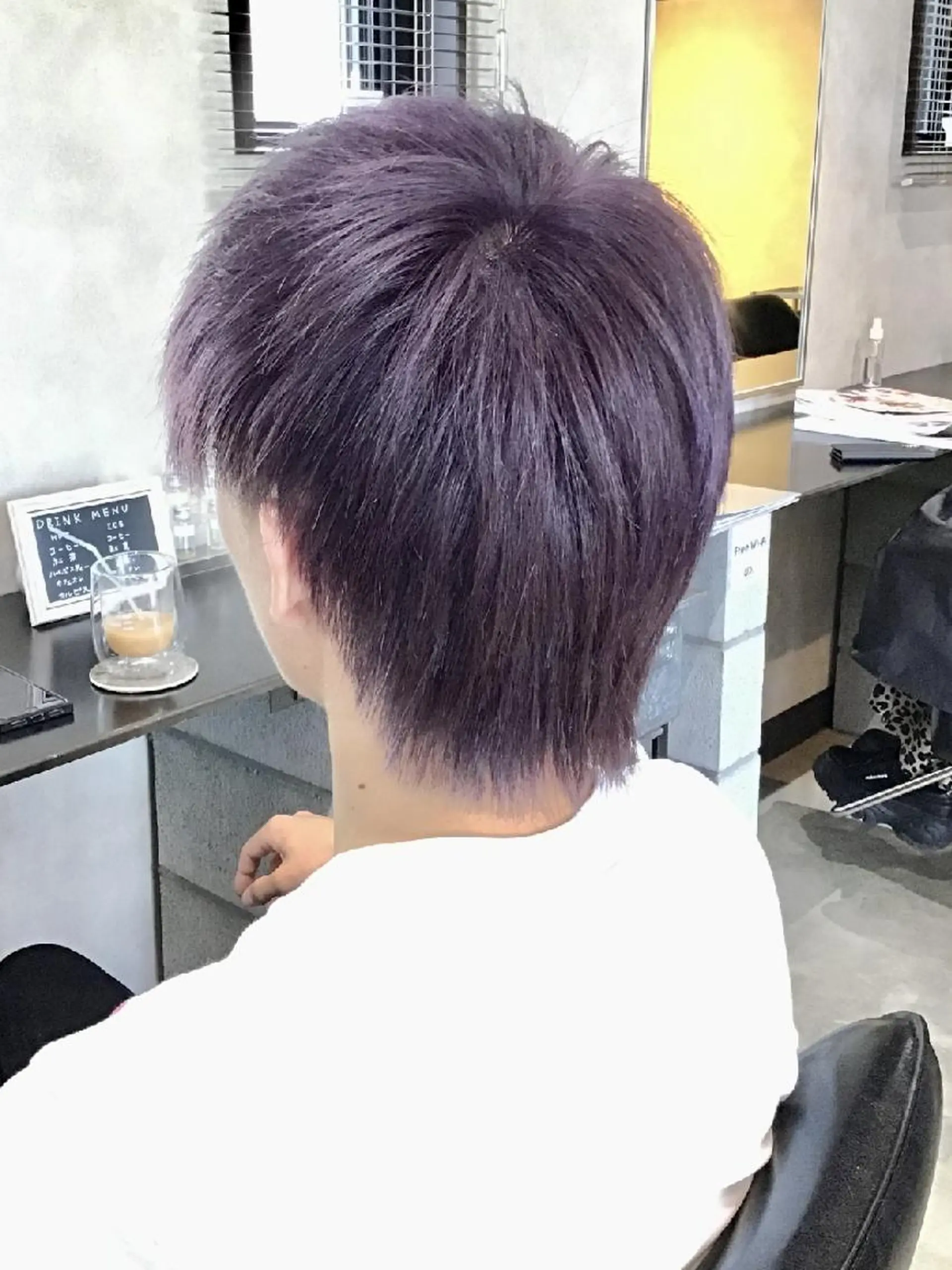 ショート カラー パープルカラー LOOKER所属・looker ルーカーのヘアスタイル