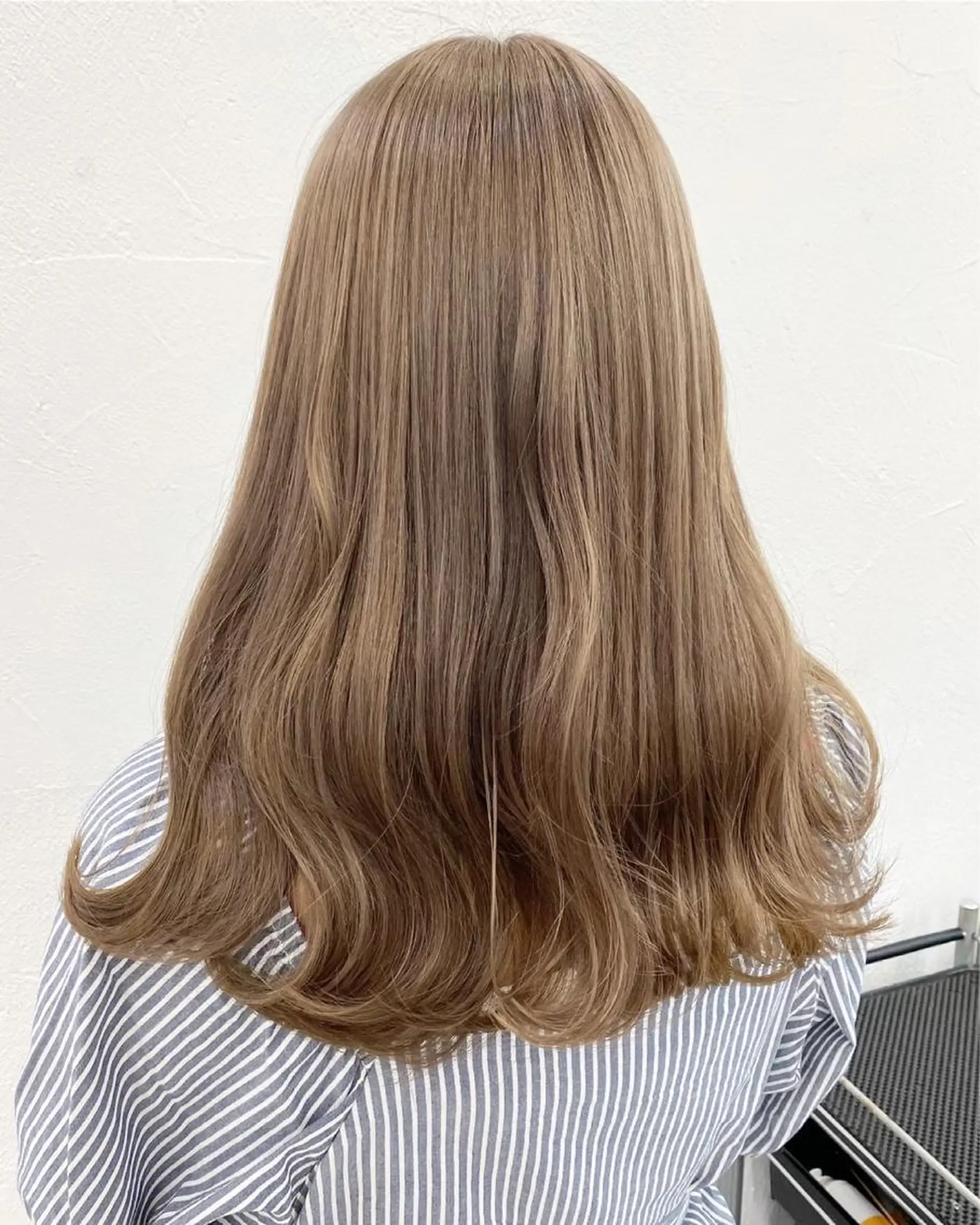 カラー ブリーチダブルカラー 【koide】のヘアスタイル