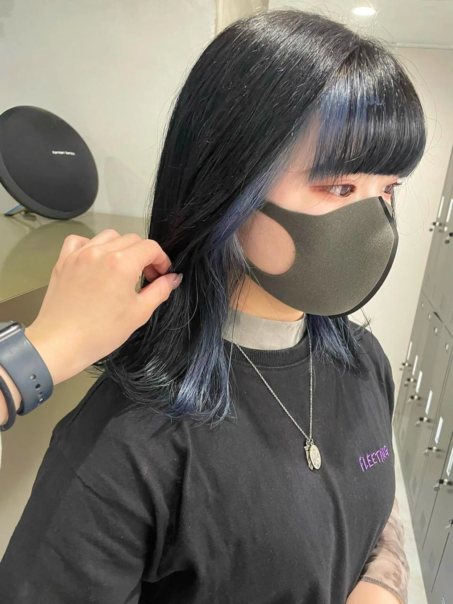 カラー miu .のヘアスタイル