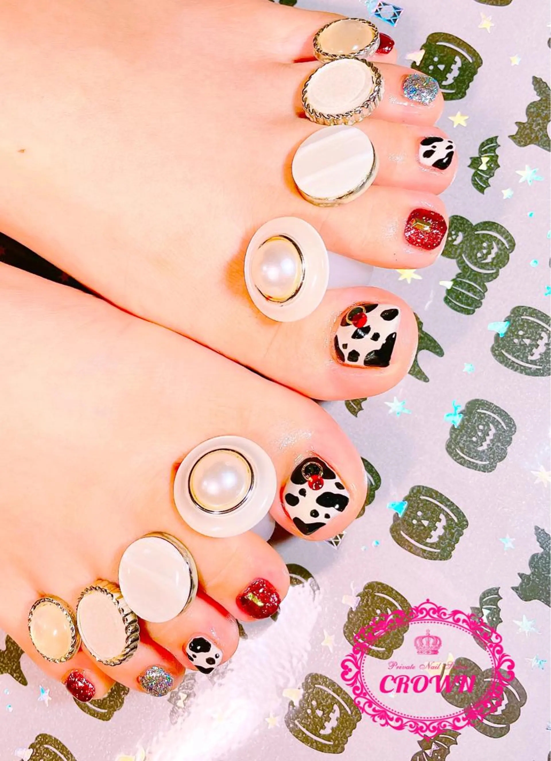 ネイル フットネイル CROWN プライベートサロンのネイルデザイン