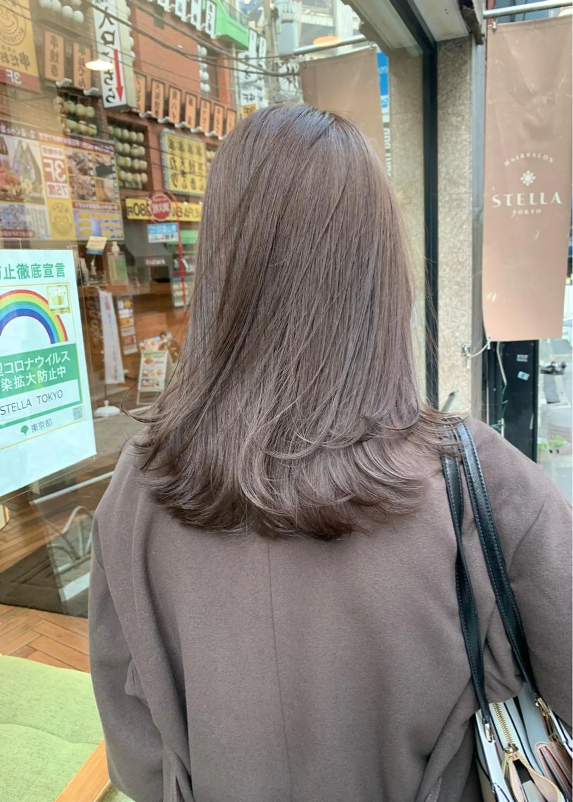ミディアム カラー ベージュカラー ブラウンカラー ブラウンベージュ ヘアカラー トリートメント 矢野 晃平のヘアスタイル