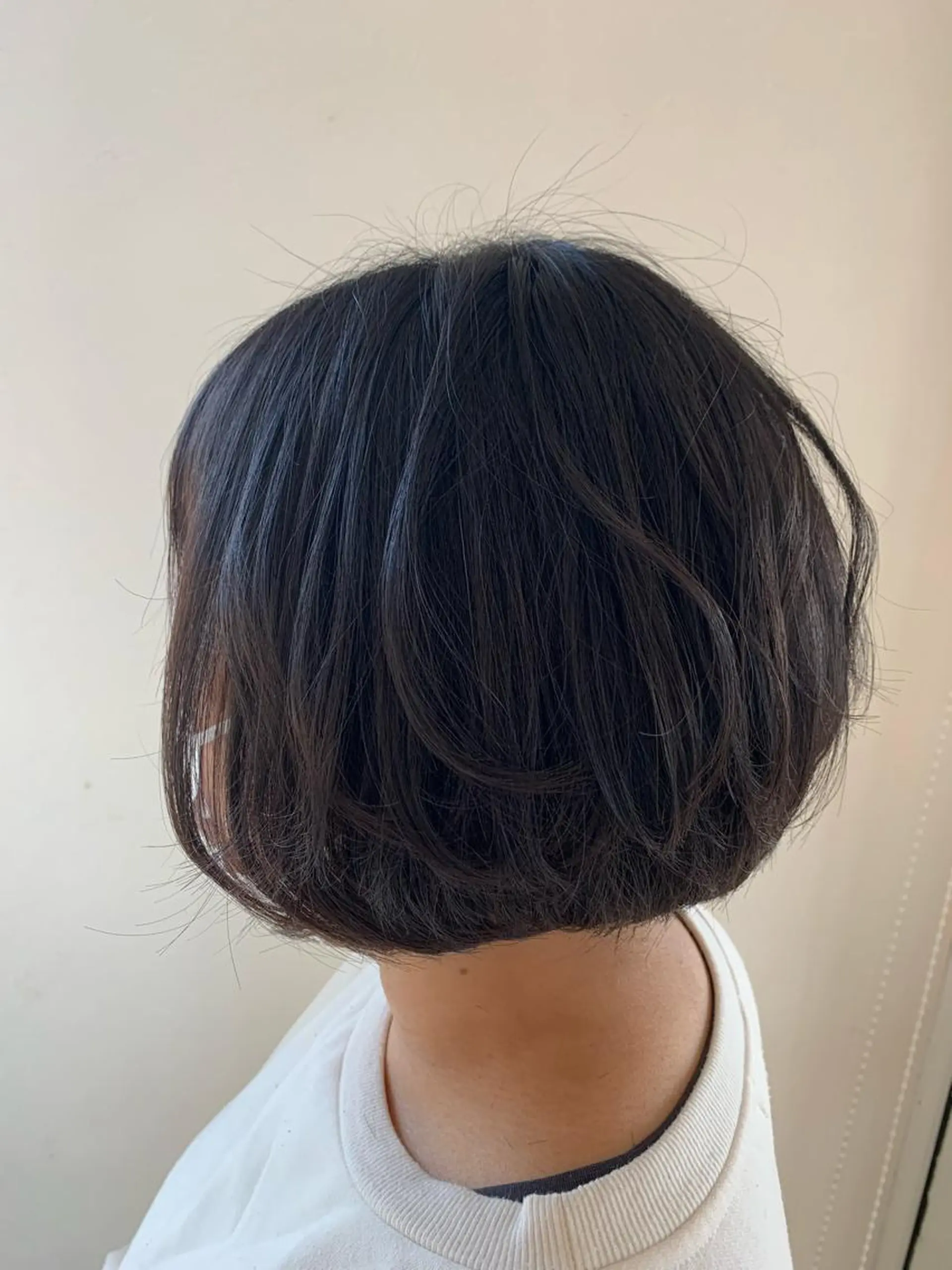 ミディアム 柴田 結衣のヘアスタイル