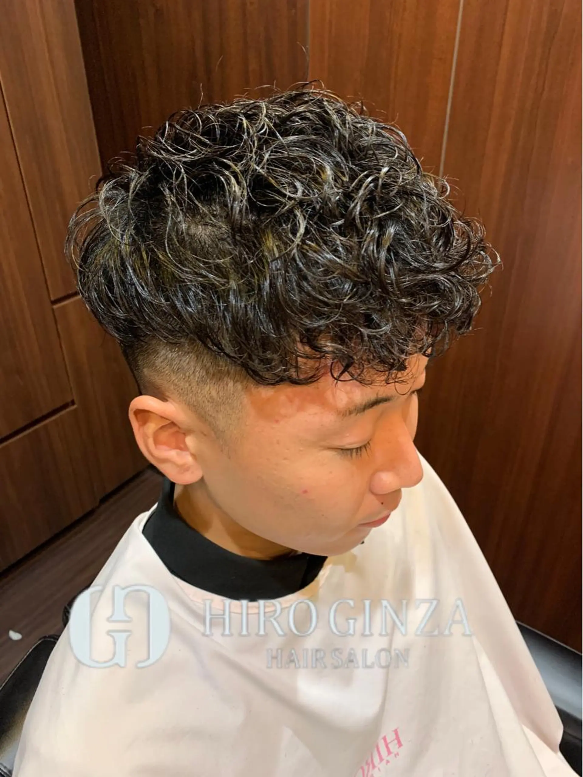 ショート パーマ メンズ 羽木 隆徒のヘアスタイル