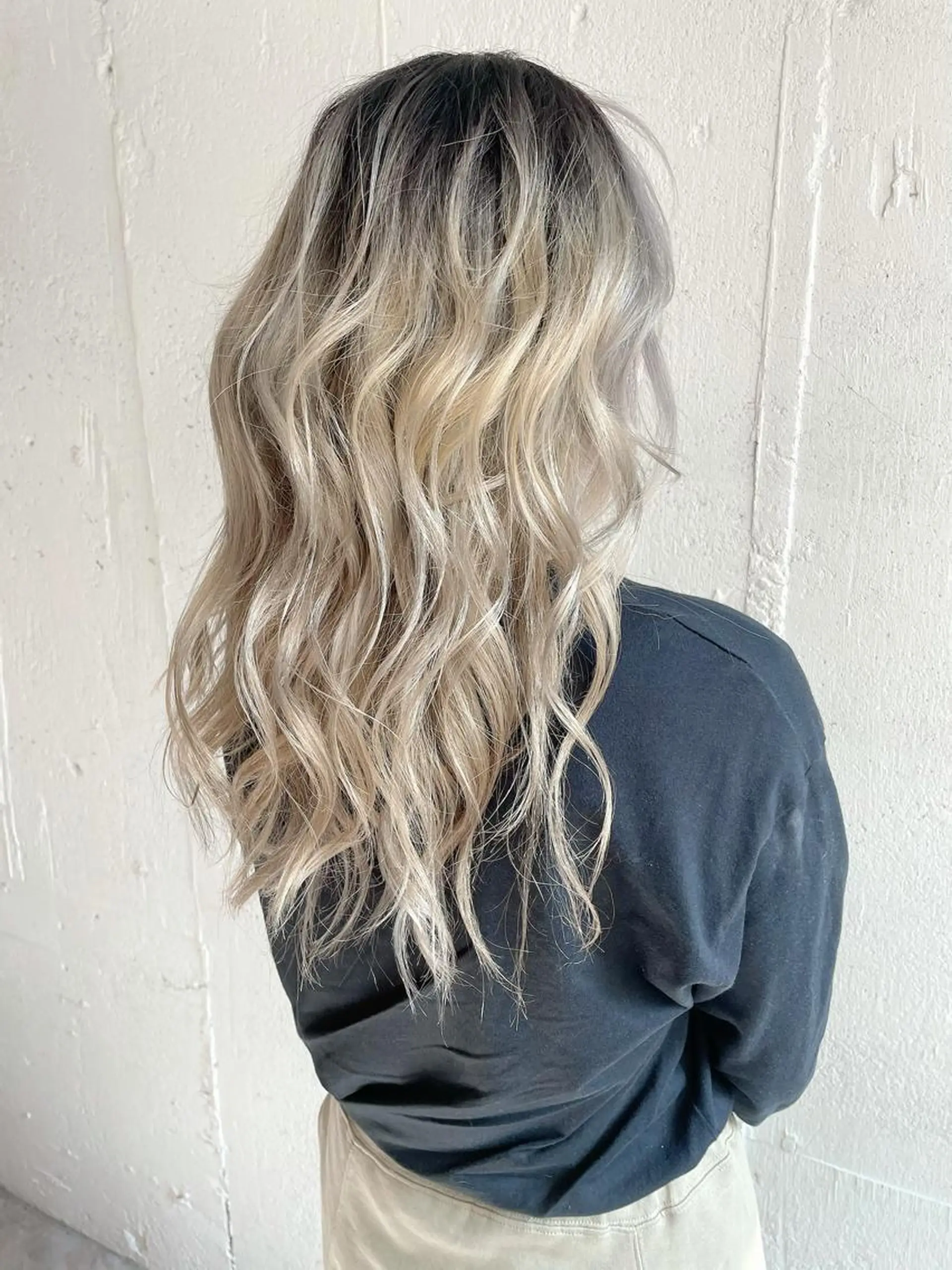 ロング カラー バレイヤージュ ブリーチ レイヤーカット ヘアカラー トリートメント 💛丁寧さNo.🥇 🧸片山智裕💛のヘアスタイル