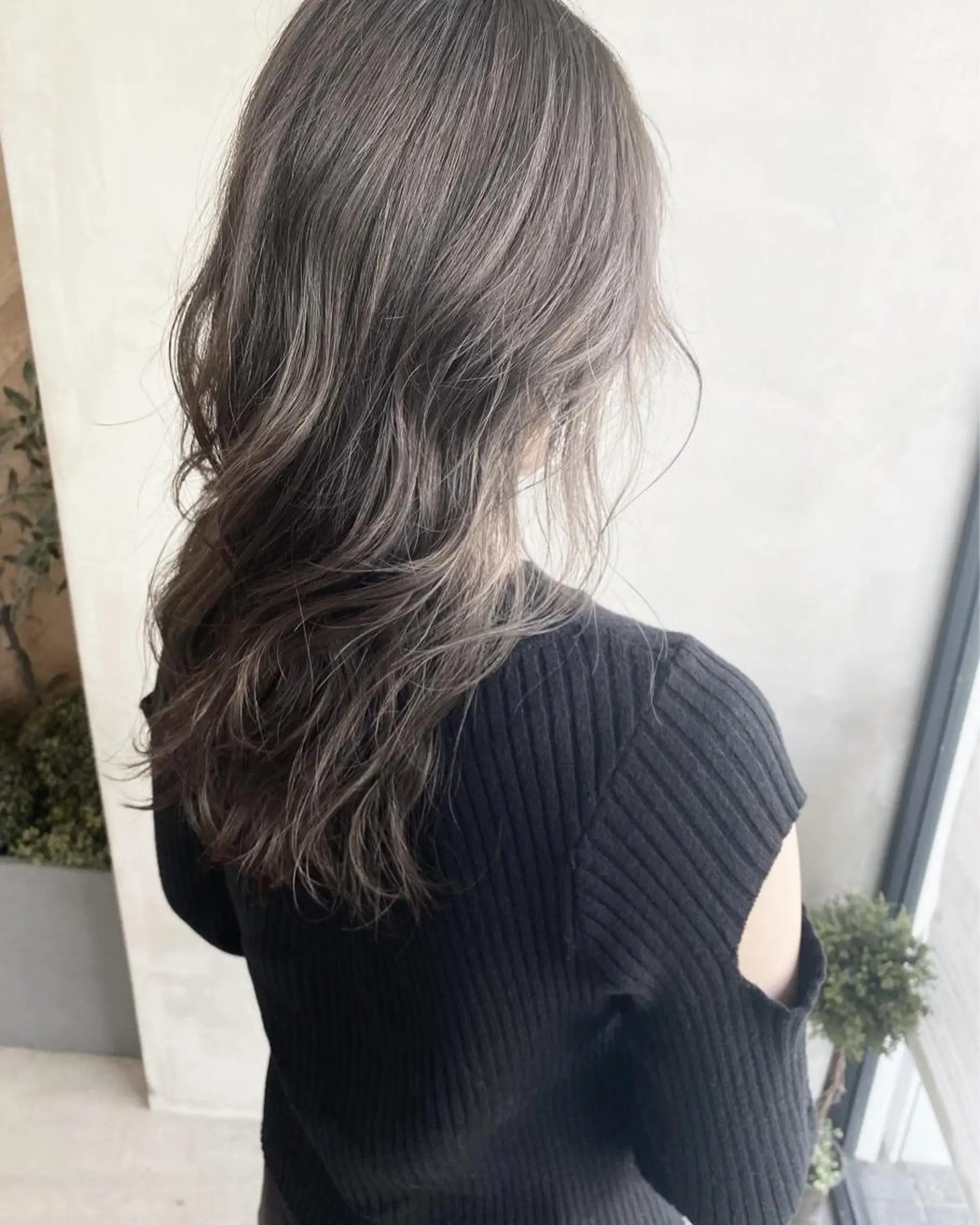 ロング カラー ヘアアレンジ ネイル マツエク・マツパ 透明感カラー ハイライトカラー 外国人風カラー ハイライト ヨシンモリ 夜23時まで予約🉑 reverieあきらのヘアスタイル