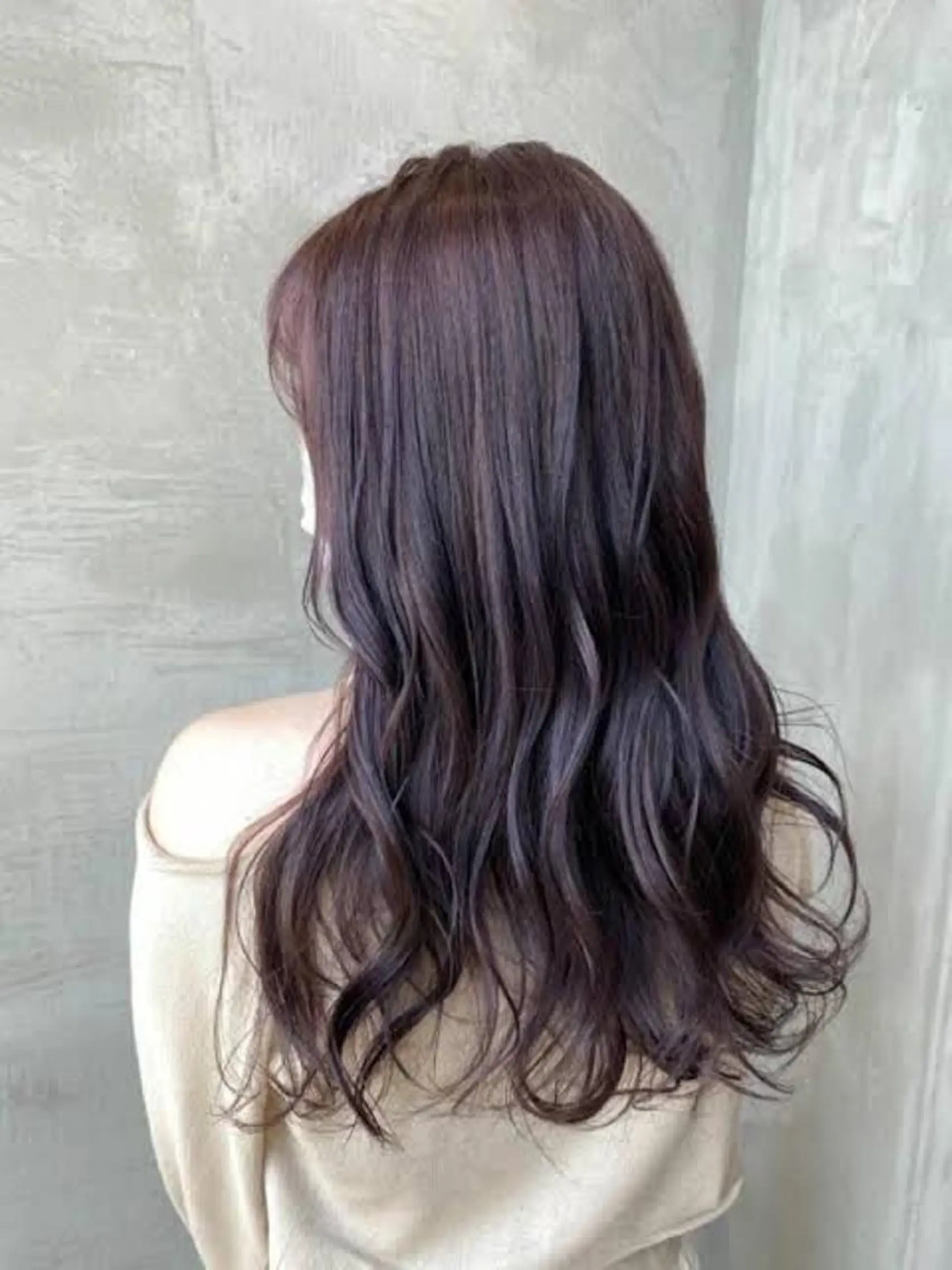 ロング カラー アッシュ ベージュカラー ブリーチ ケアブリーチ ダブルカラー 🌼あんなtrend color🌼のヘアスタイル