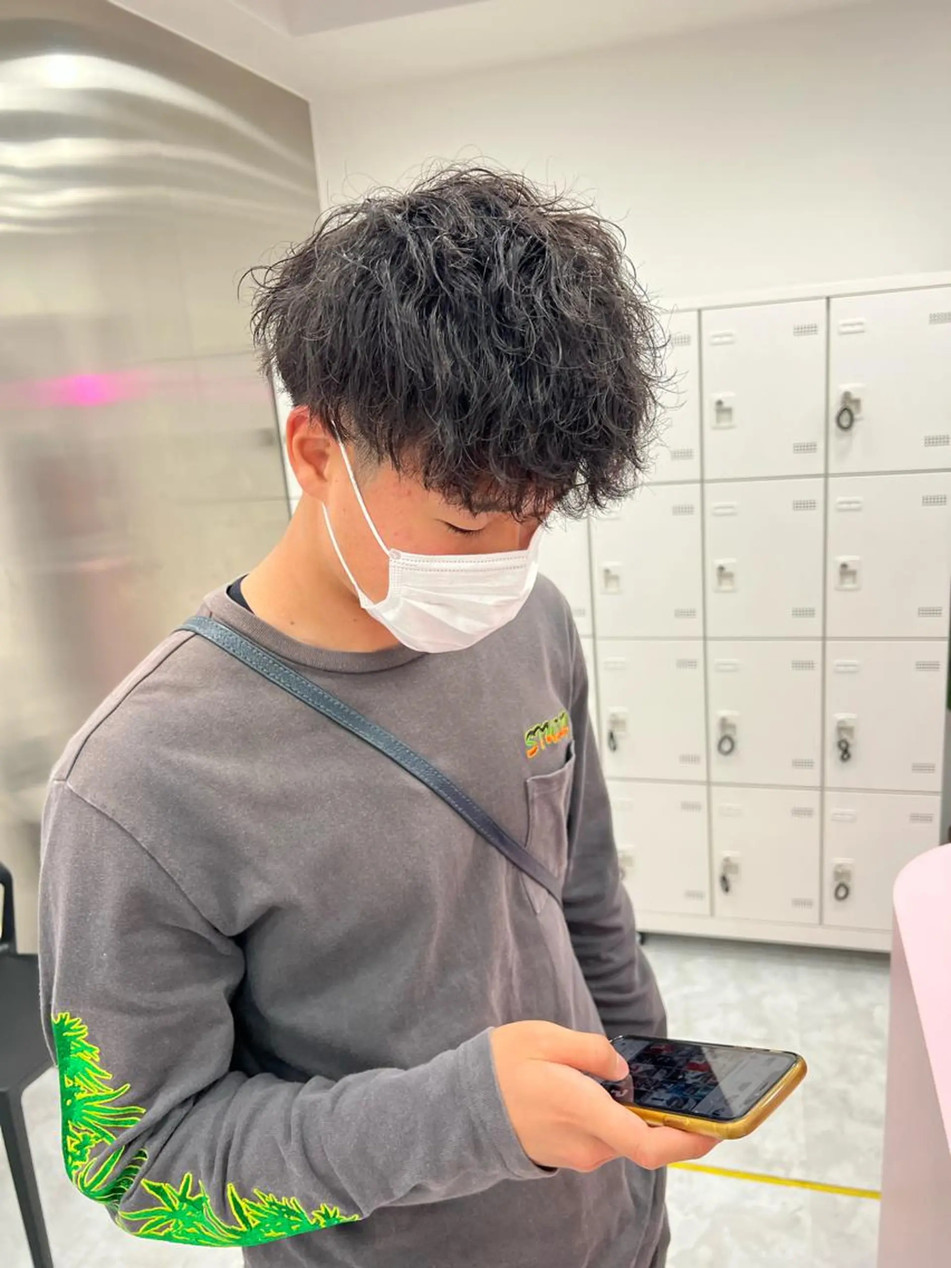 ショート カラー パーマ メンズ メンズパーマ特化 TAIGAのヘアスタイル