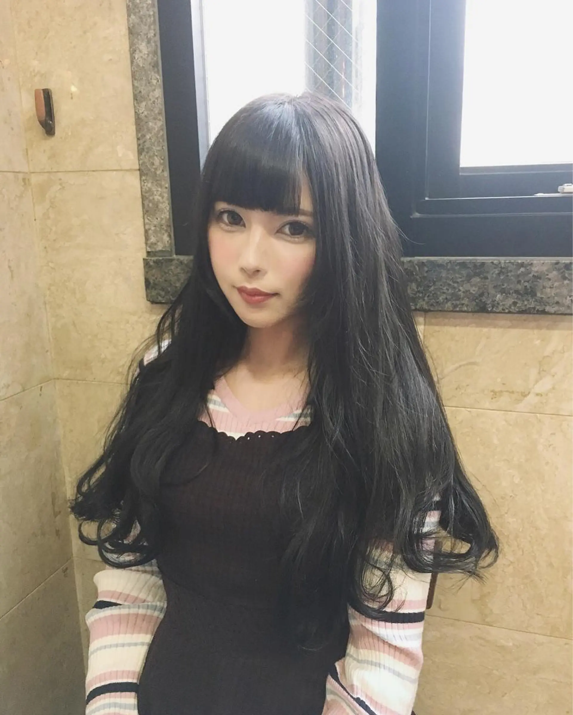 ロング カラー グレージュ 🉐レイヤー/塩見 弘樹🉐渋谷のヘアスタイル