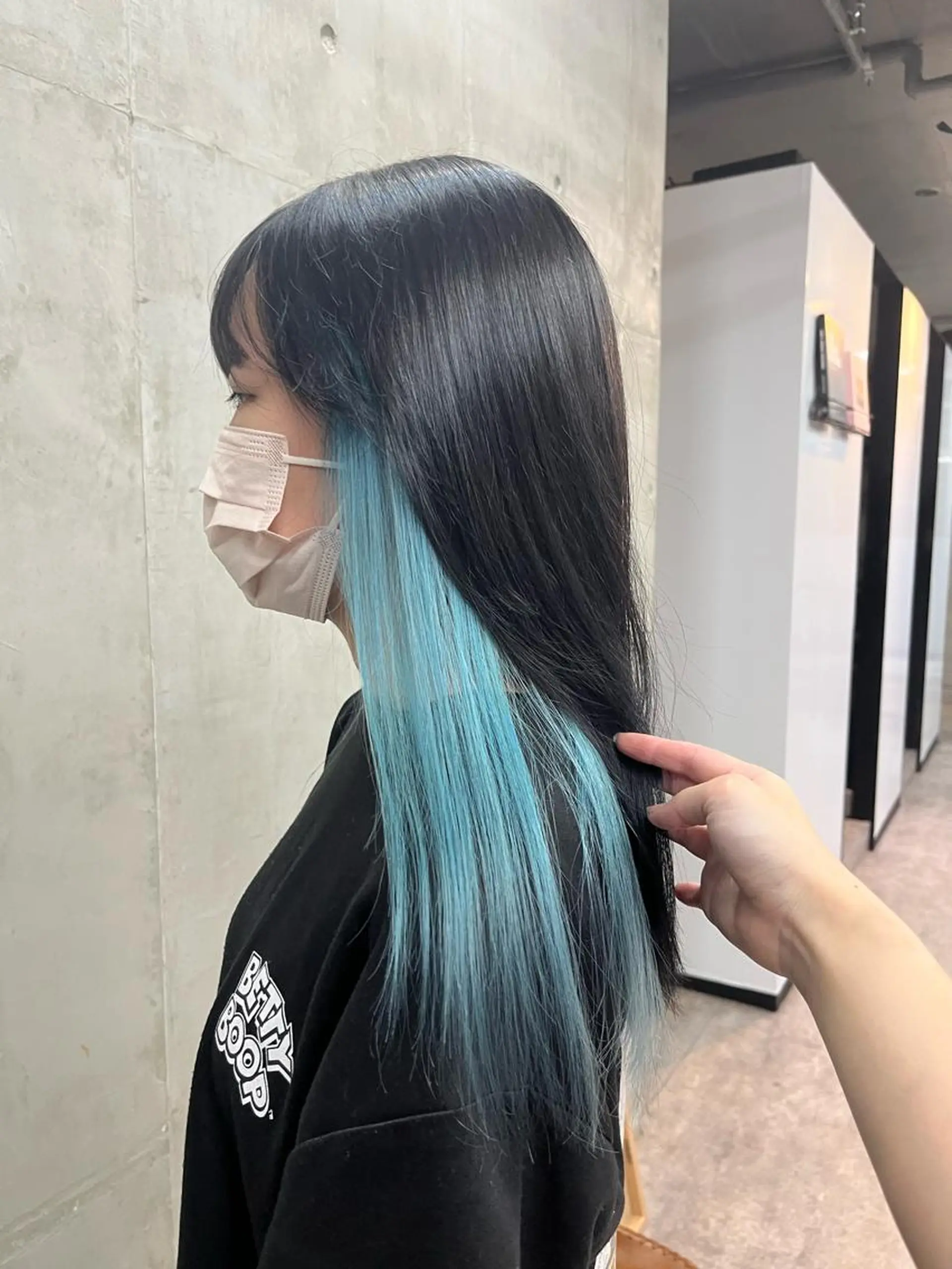 ロング ヘアカラー 🤎𝐌𝐚𝐨⌇ お悩み解決美容師🤎のヘアスタイル