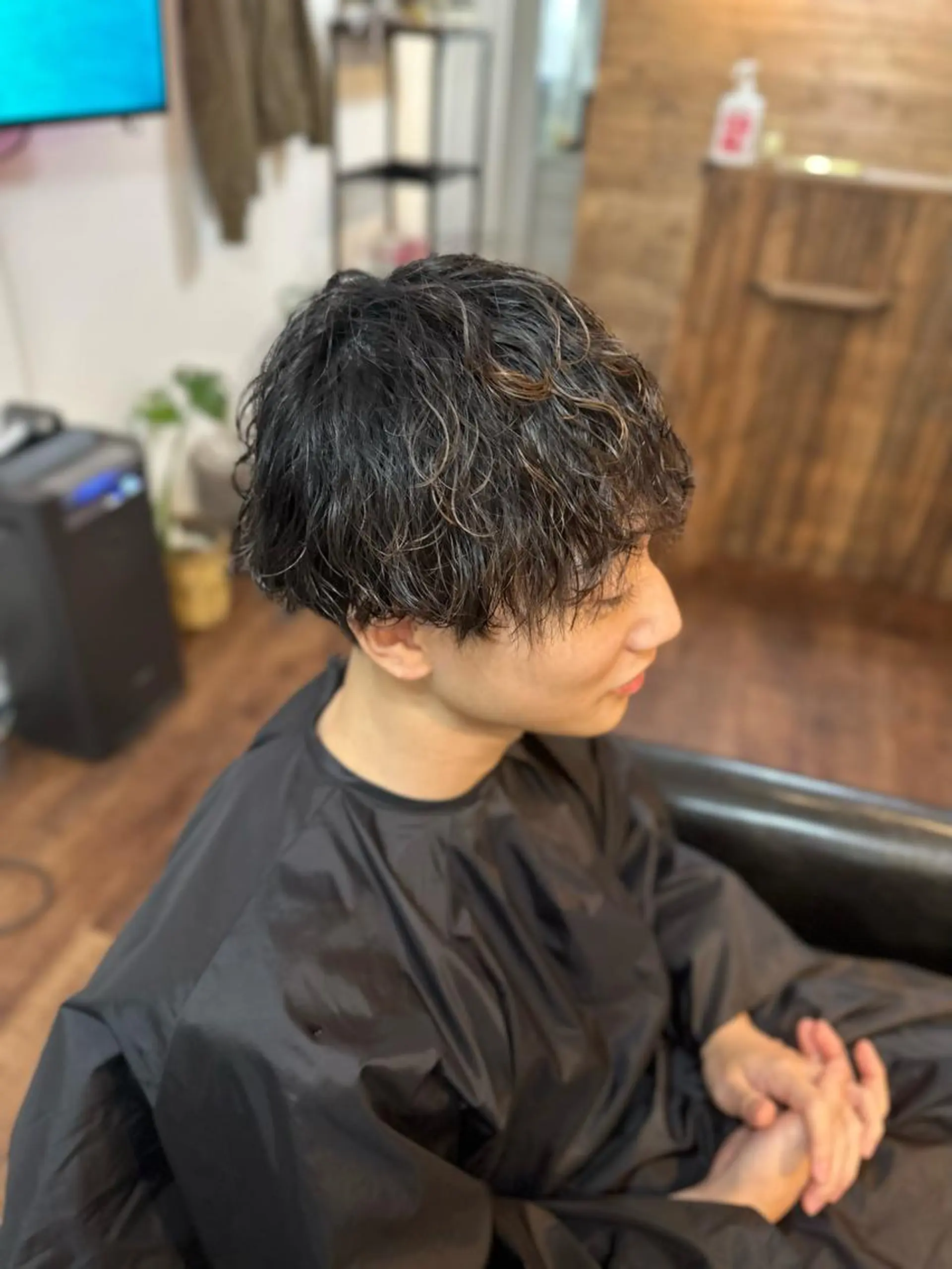 ミディアム パーマ ミディアムパーマ カット パーマ トリートメント Luzir⭐︎ GEN⭐︎のヘアスタイル