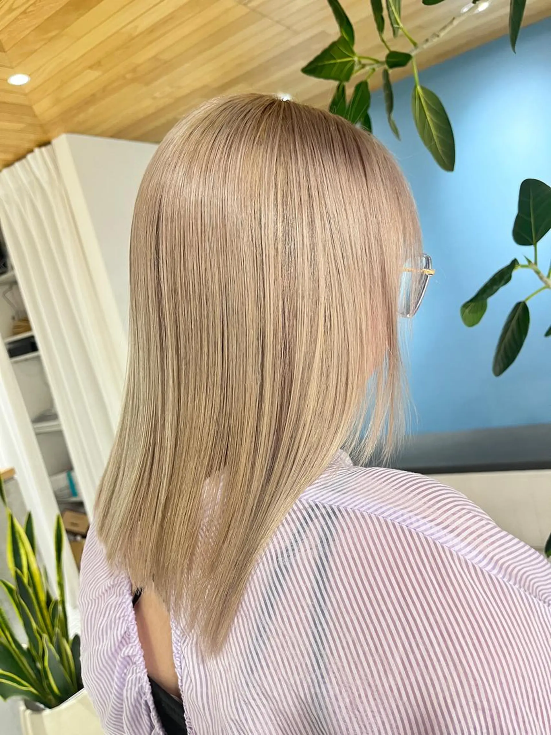 ミディアム on.ｵﾝ/三ノ宮/ メンズ/カットのヘアスタイル