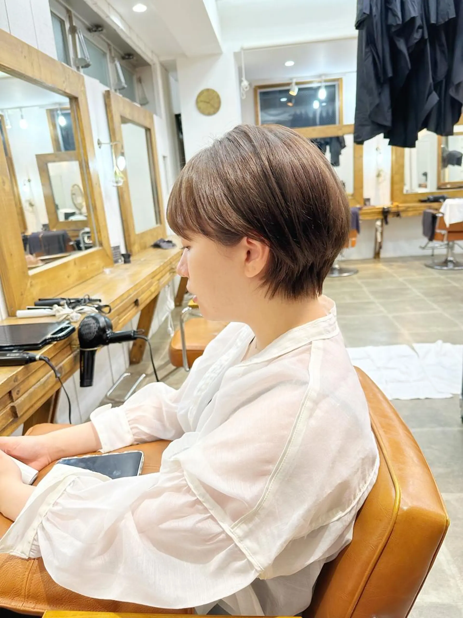 ショート カラー ショートボブ アディクシーカラー 透明感カラー デザインカラー イヤリングカラー 👑銀座ショート/ 絶壁補正/金子涼👑のヘアスタイル