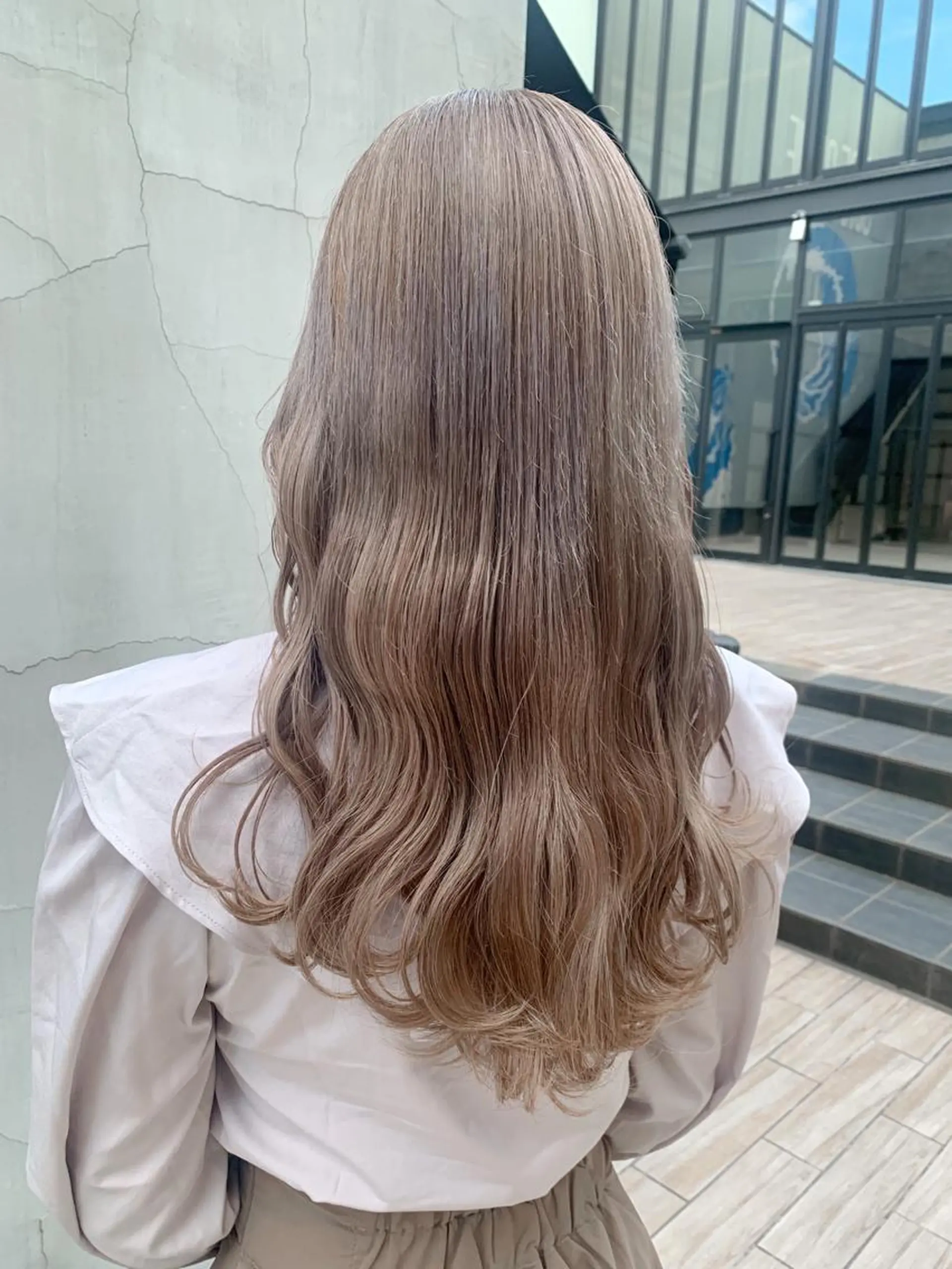 ロング カラー ヘアアレンジ ブリーチ ヘアカラー トリートメント yuka .のヘアスタイル