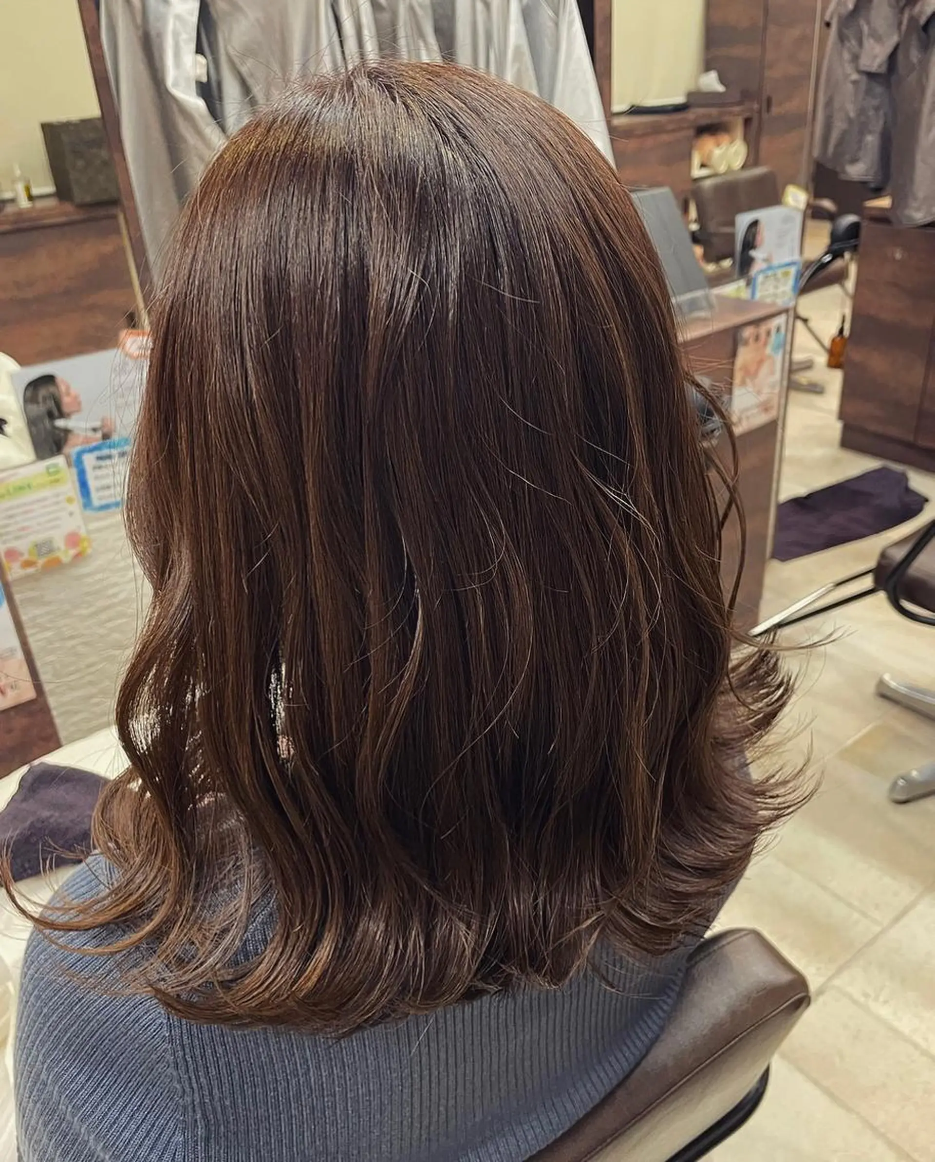 ミディアム パープルカラー Shiho 🦋 ／透明感カラーのヘアスタイル