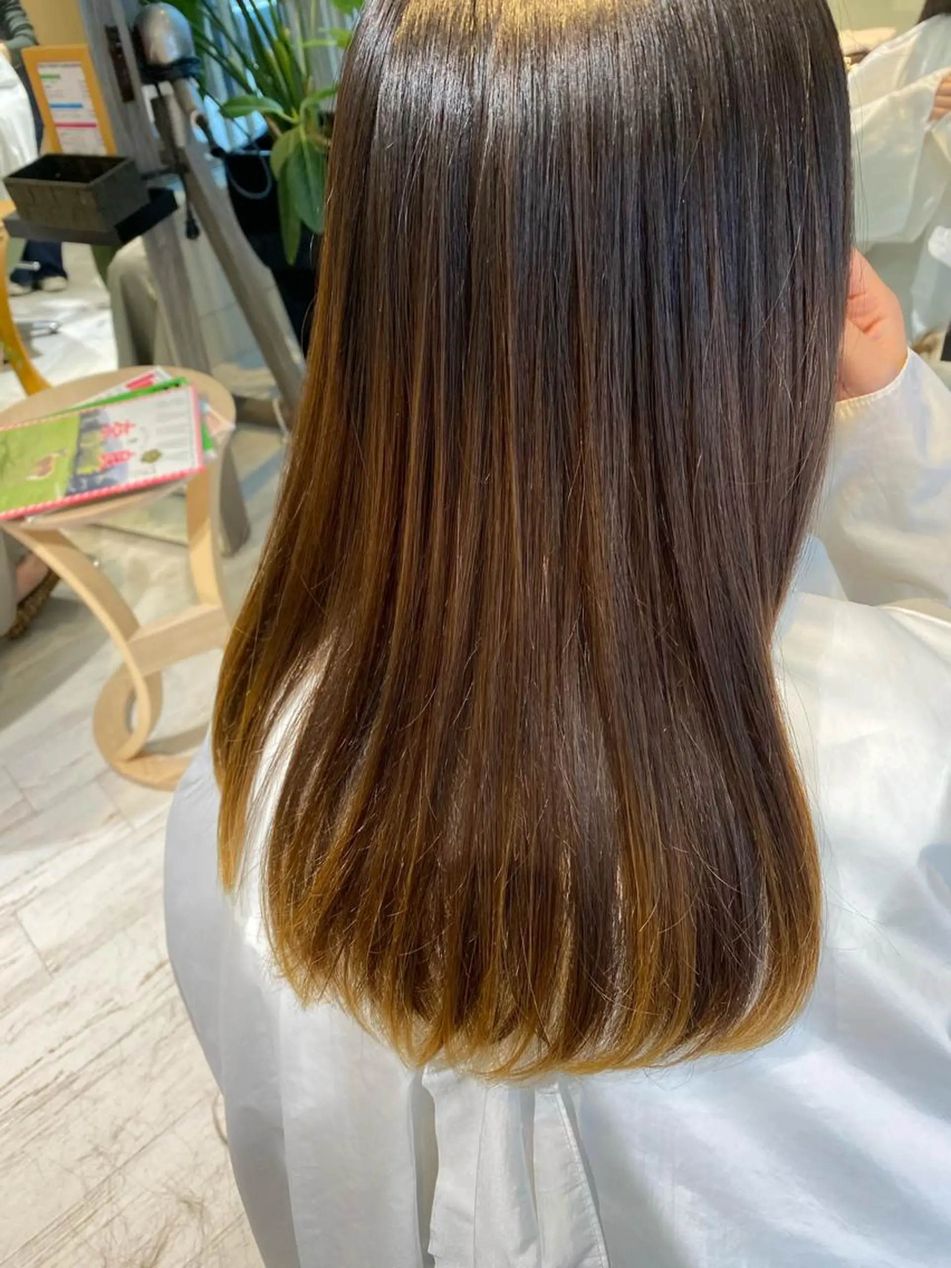 セミロング パーマ セミロングパーマ ストレートパーマ 中尾 綺のヘアスタイル