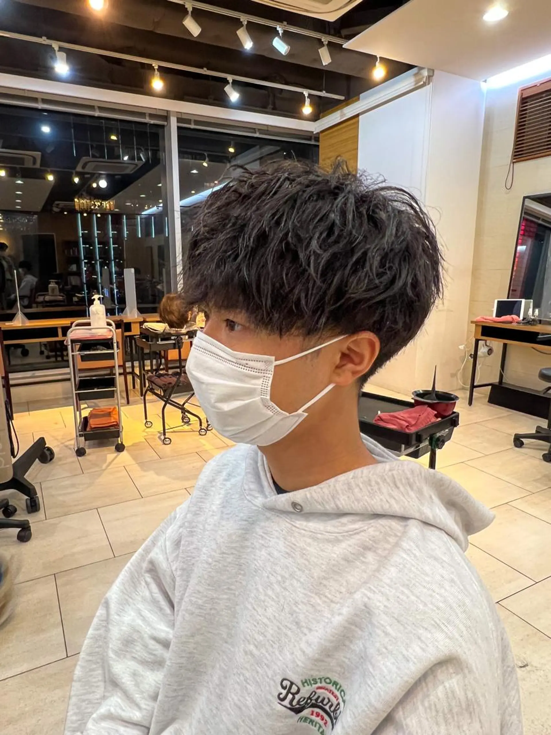 ショート パーマ メンズ カット パーマ メンズカット曲がる 縮毛矯正佐々木タクマのヘアスタイル