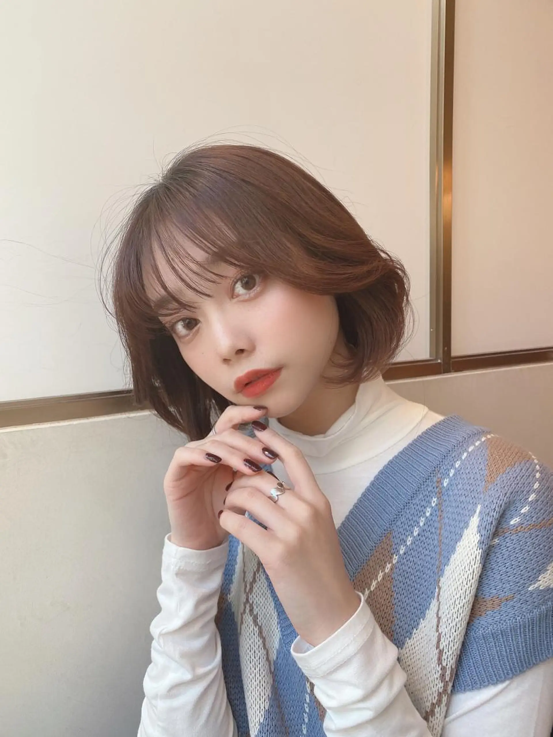 ミディアム 韓国くびれレイヤー 🇰🇷はづきのヘアスタイル