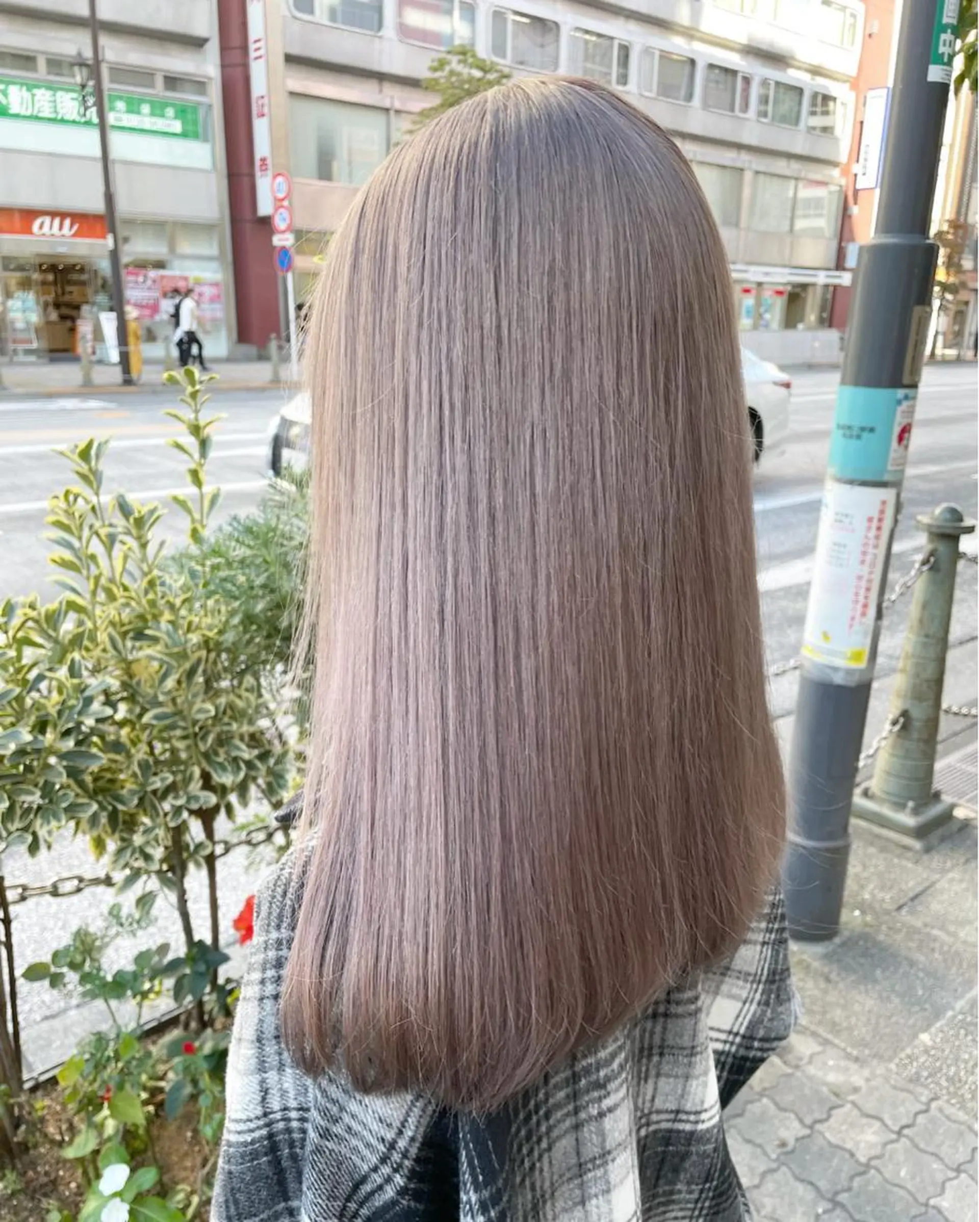 セミロング メンズレディース お任せください伊織のヘアスタイル
