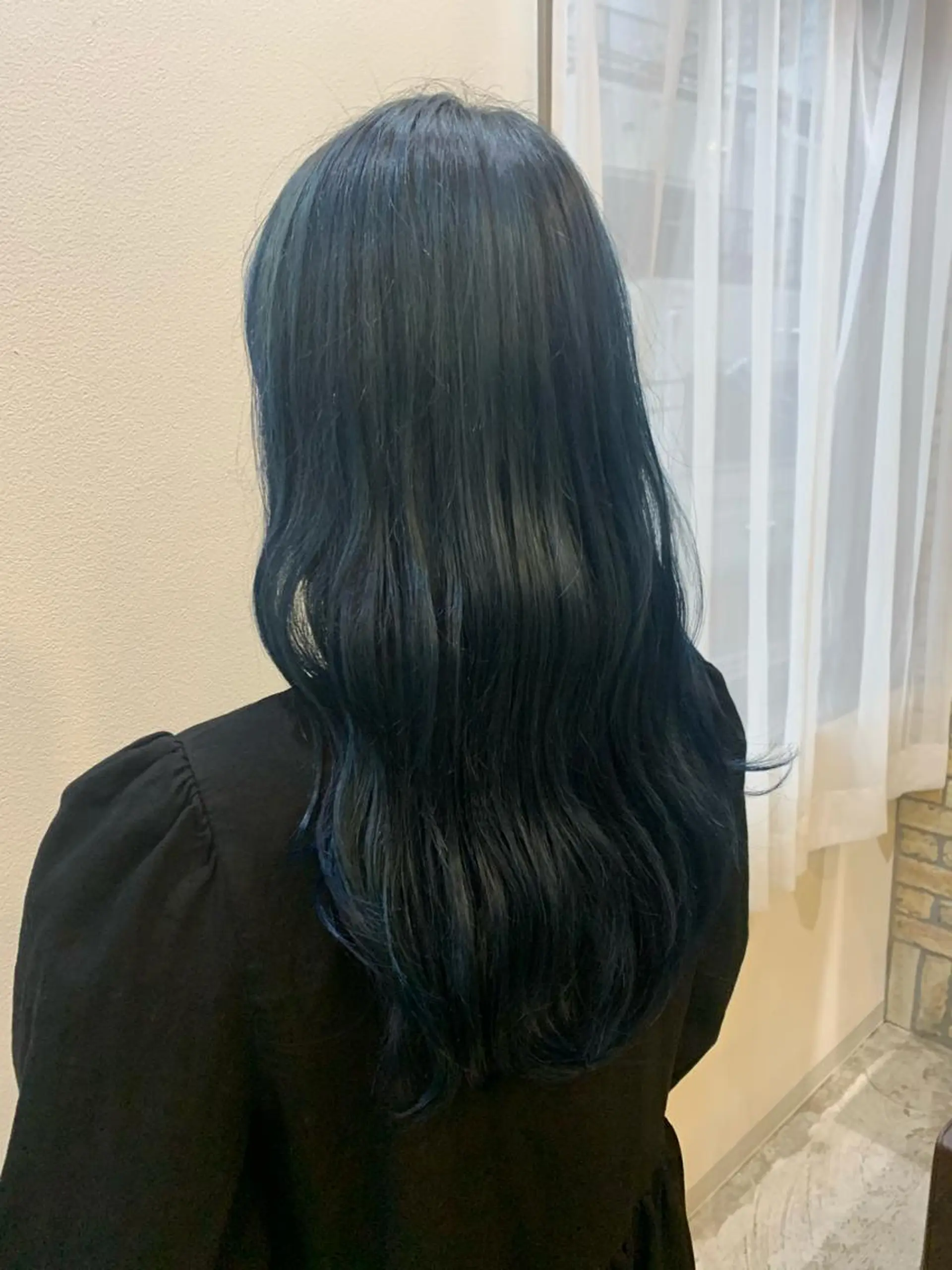 ロング カラー ブルーカラー 韓国🇰🇷髪質改善 Chisaki치사키のヘアスタイル