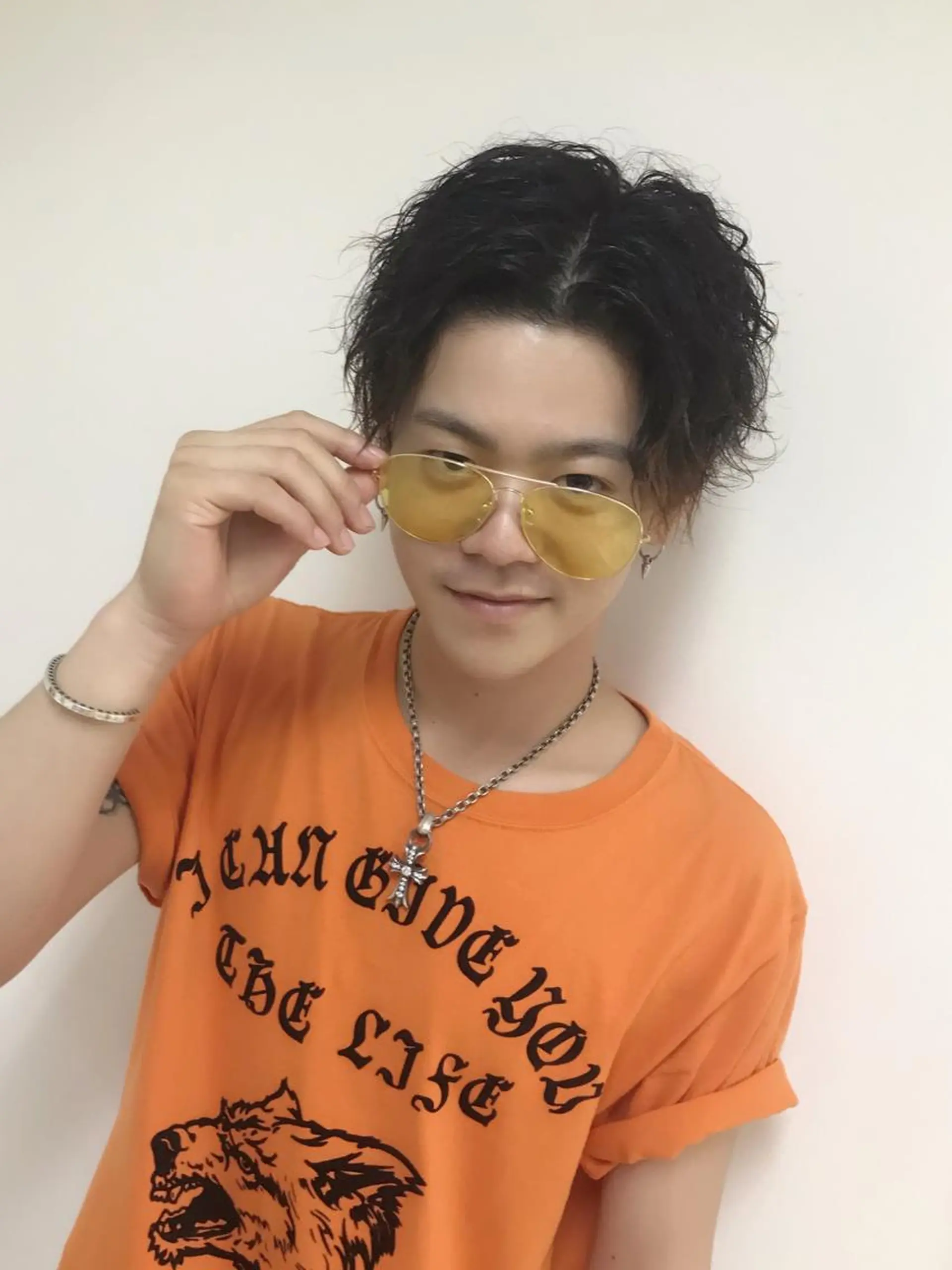 ショート カラー パーマ ヘアアレンジ メンズ ネイル マツエク・マツパ 吉川 宙翔のヘアスタイル