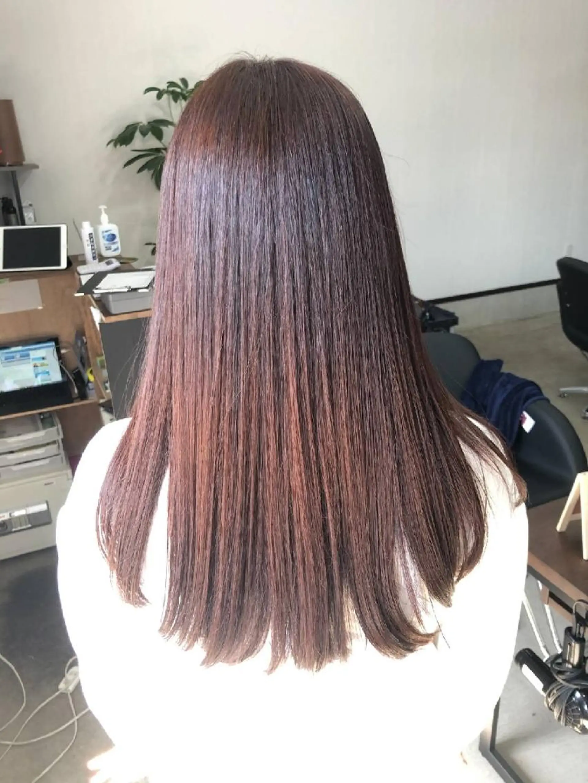 セミロング NANAI HIROKIのヘアスタイル