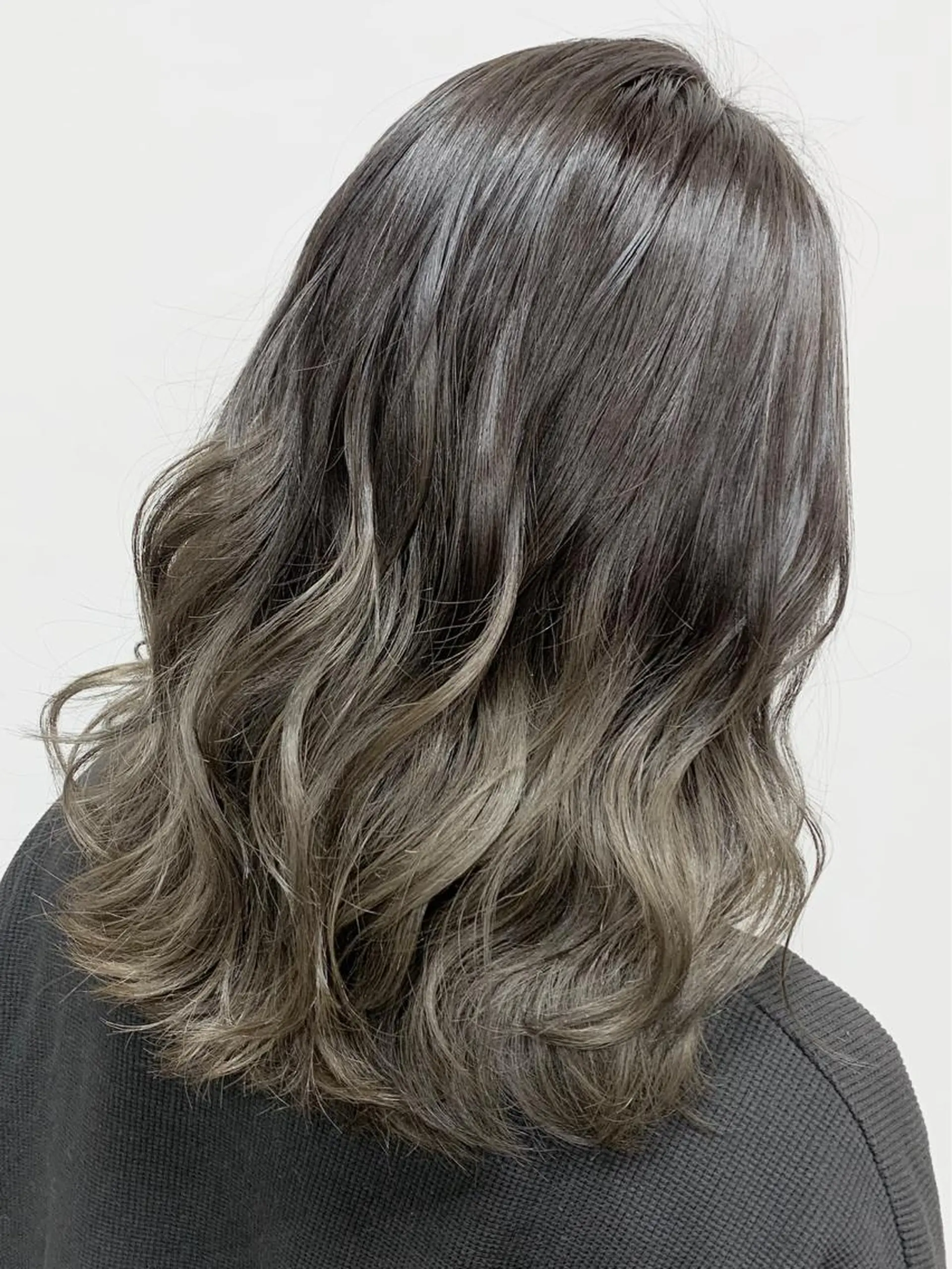 ミディアム 🫧艶髪カラー🫧 森本くるみのヘアスタイル