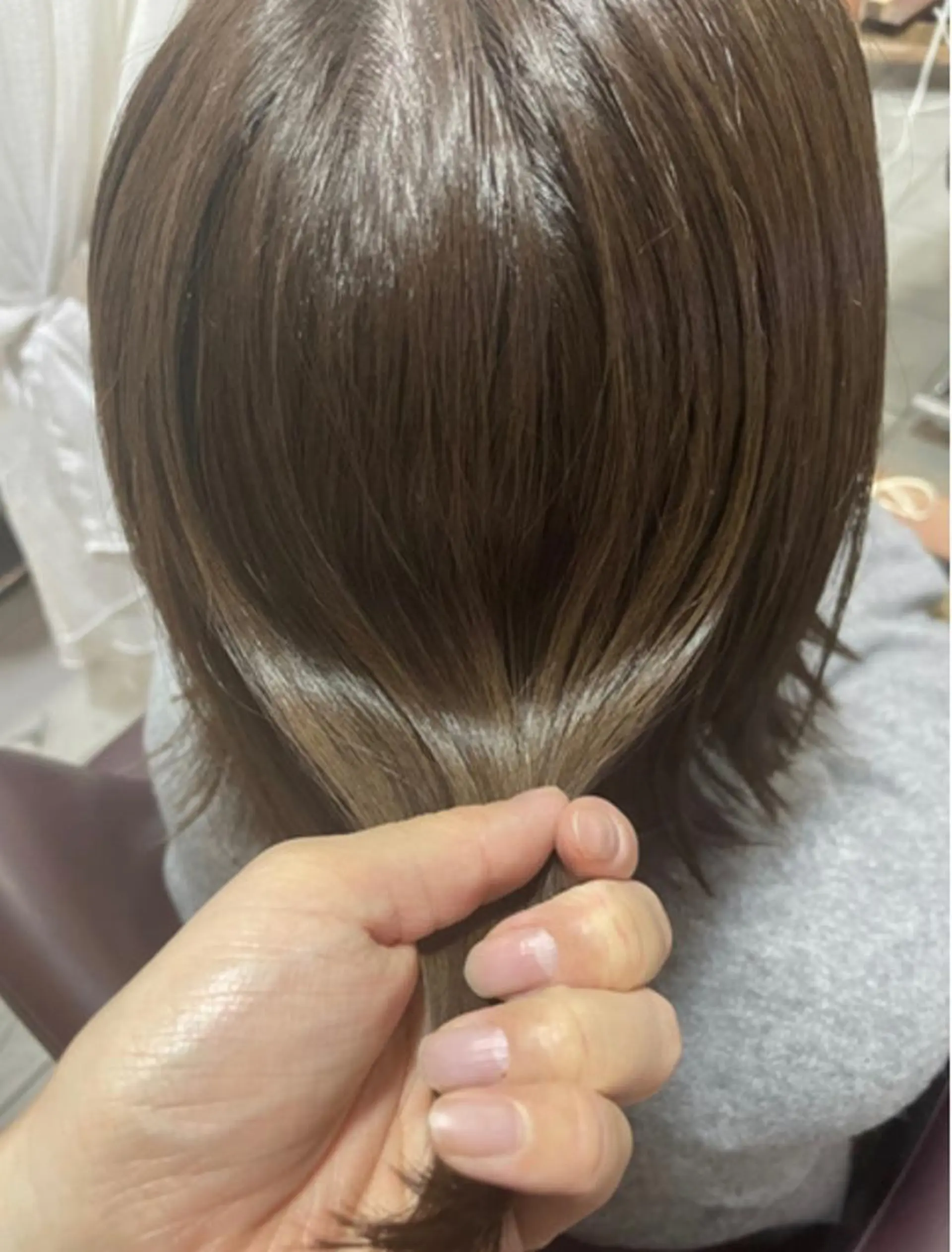 ショート カラー アッシュ 傷ませない縮毛矯正／ 吉岡 美江のヘアスタイル