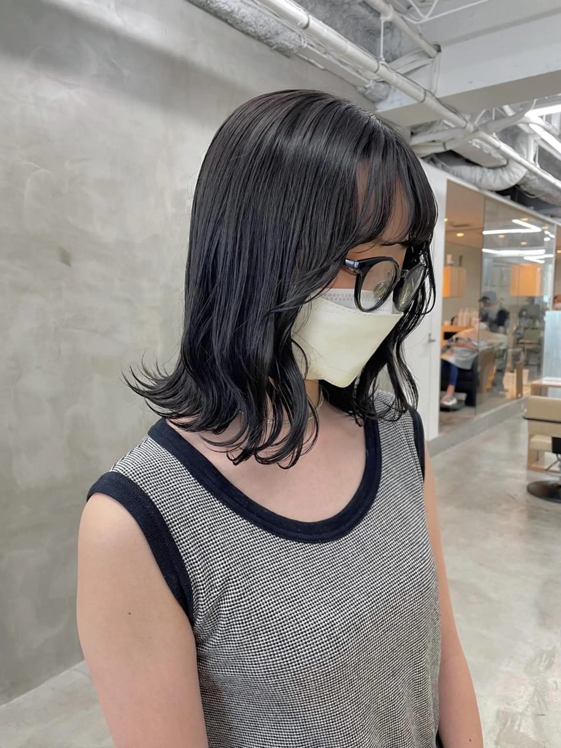 ミディアム カラー カット ヘアカラー トリートメント 似合わせ｜レイヤー 🪩yurikaのヘアスタイル