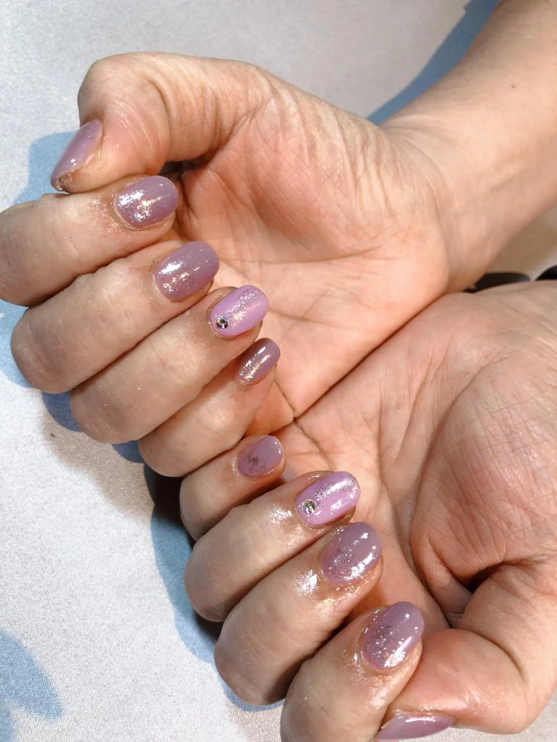 ネイル iiloo aromaworksのネイルデザイン