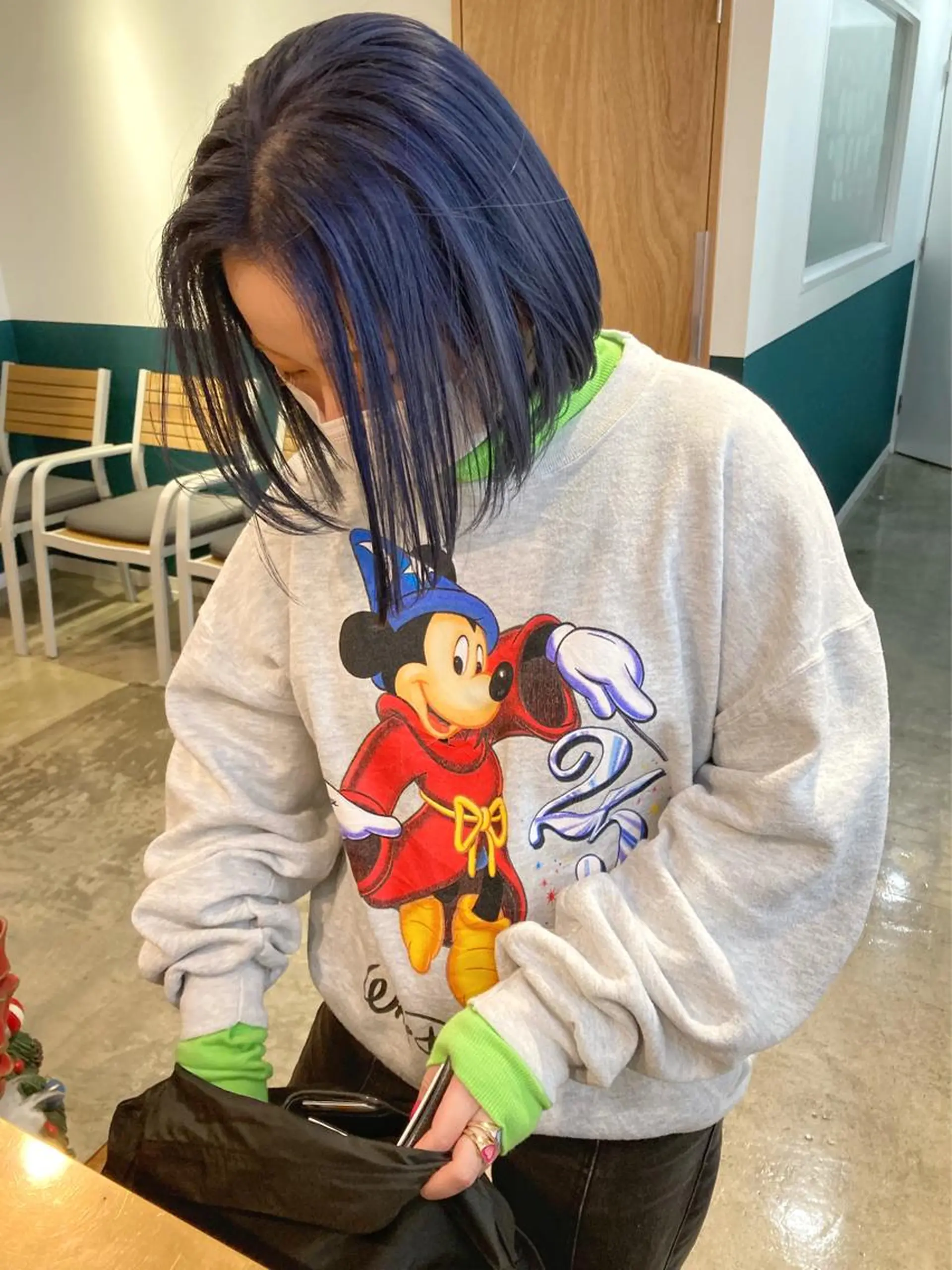 ショート カラー ブリーチ ブルーカラー ネイビーカラー パープルカラー ヘアカラー カラーリスト菅野 竜矢🌈のヘアスタイル