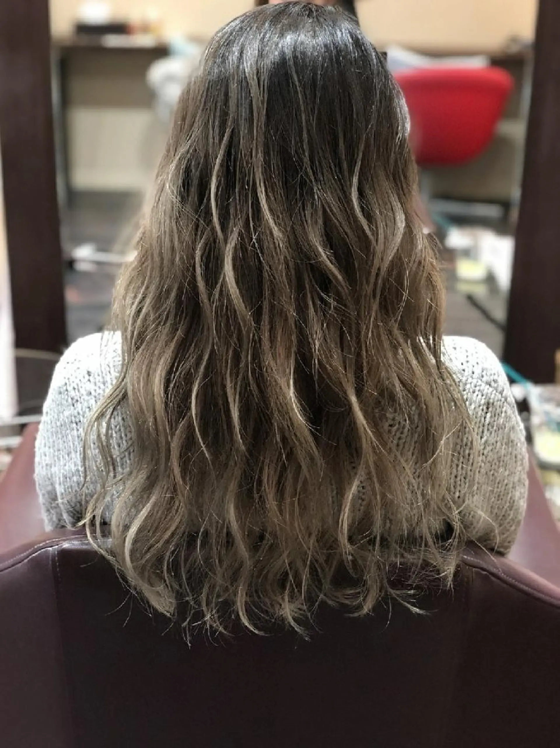 カラー ロング 辻 竜也　のヘアスタイル