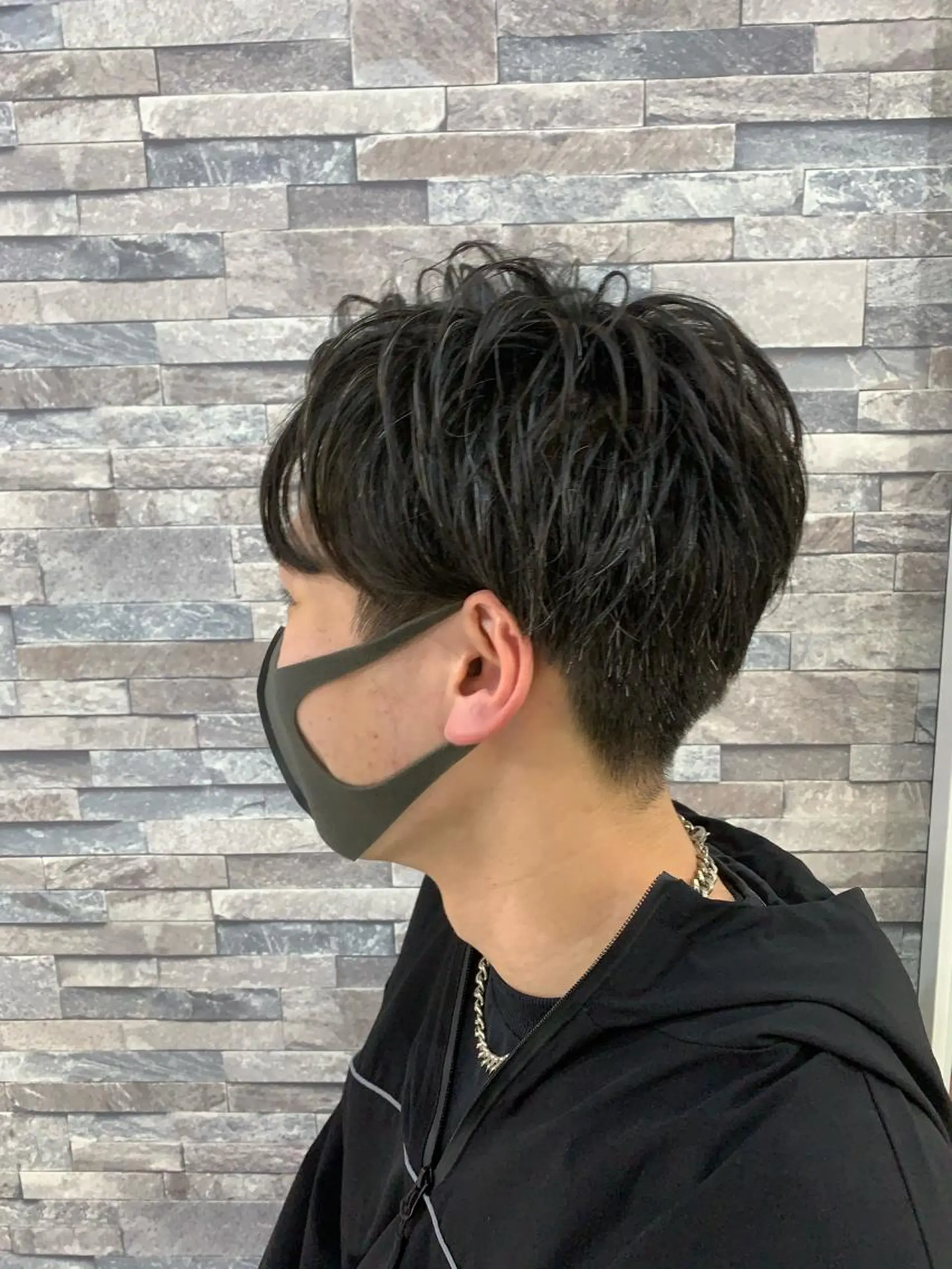 メンズ カット パーマ ハイトーン Arphyのヘアスタイル