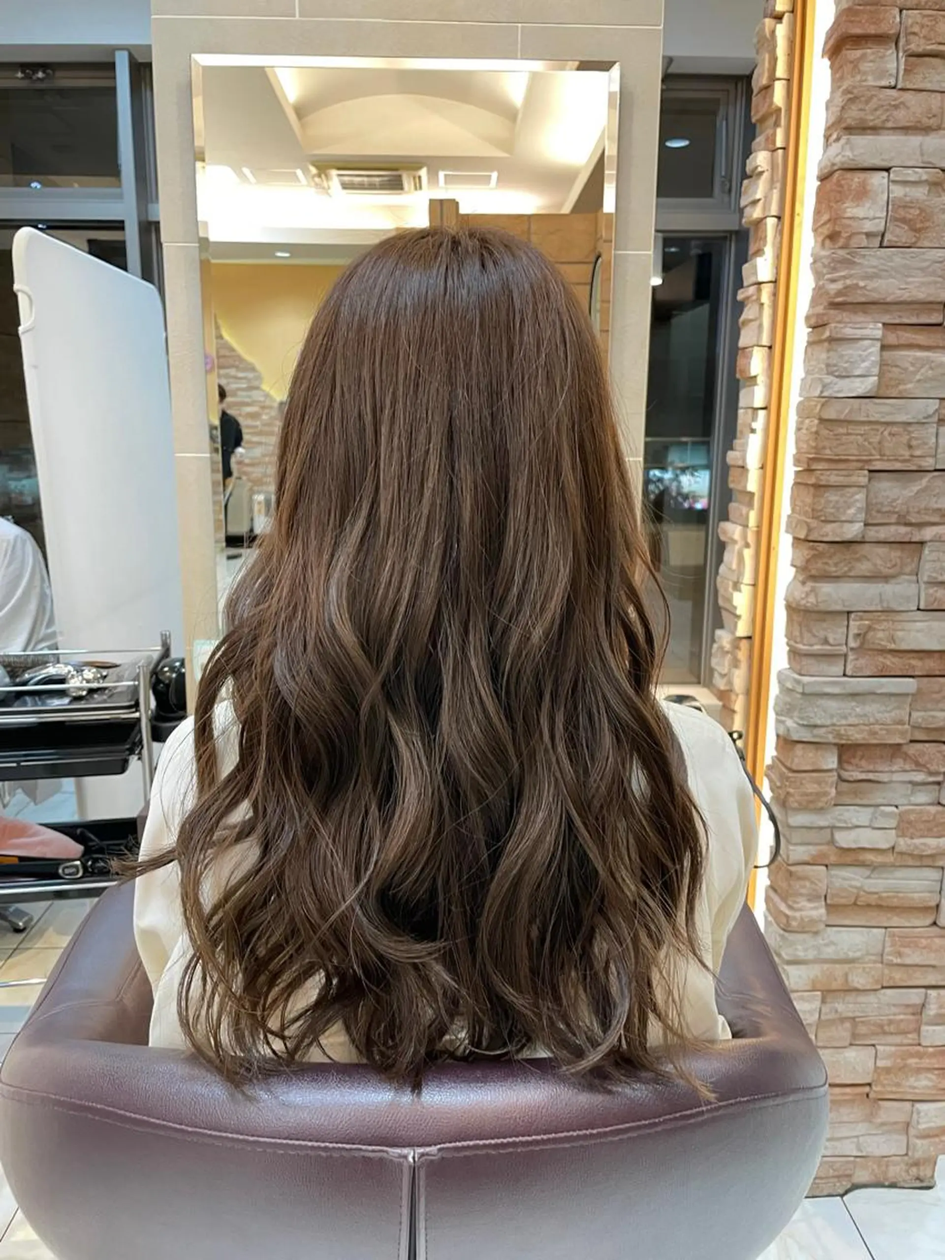 ロング ヘアカラー 新籾 尚哉のヘアスタイル