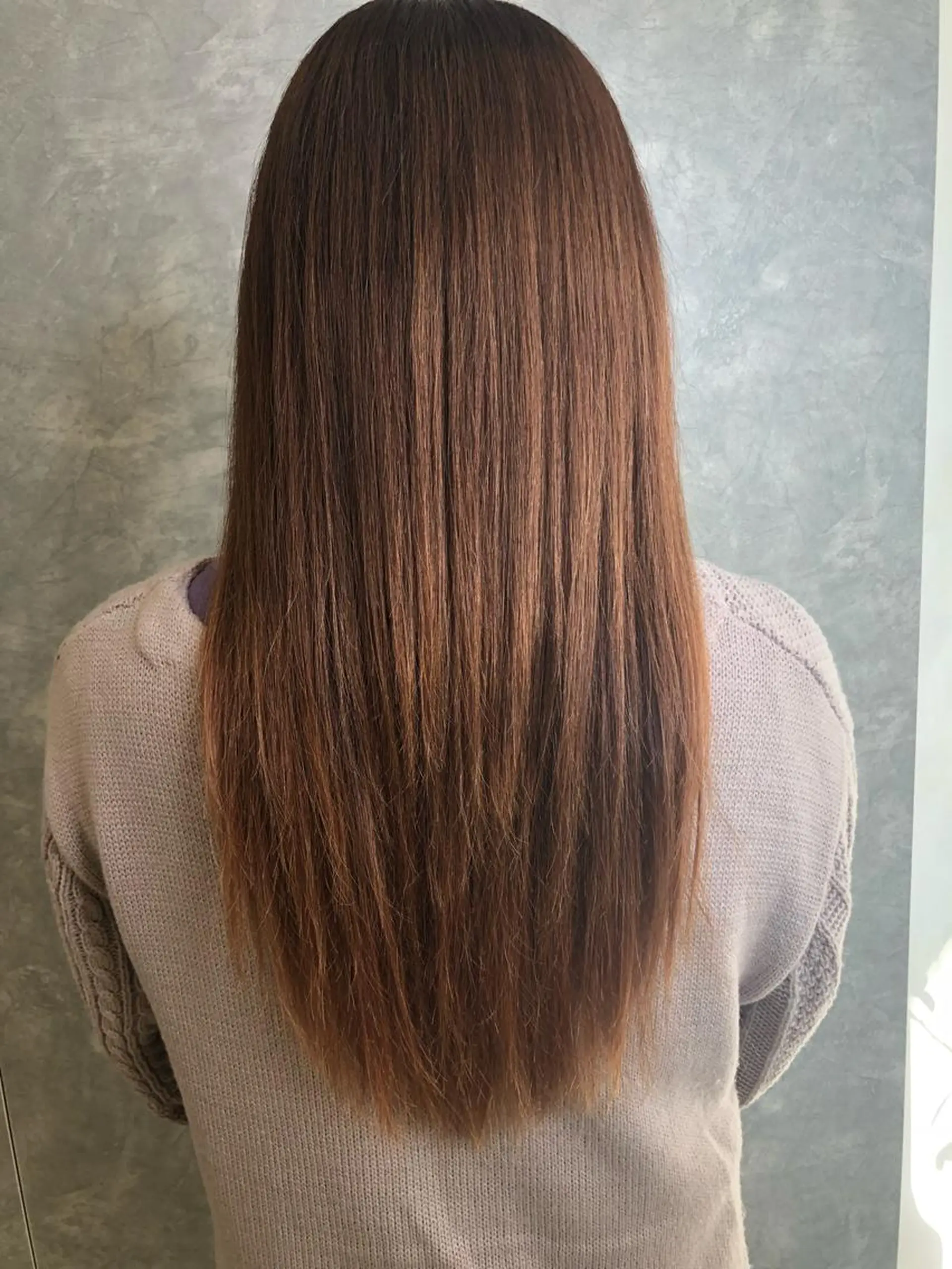 セミロング 吹田 駿 髪質改善縮毛矯正のヘアスタイル